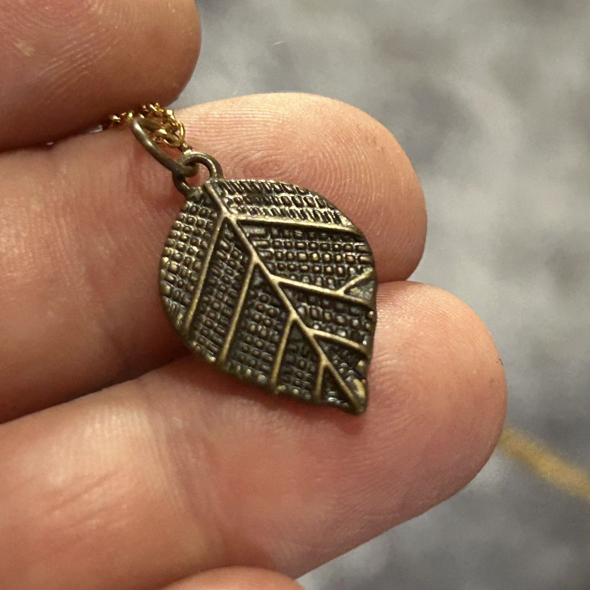 Handmade Handcrafted vintage brass leaf pendant on chain necklace Size ONE SIZE - 5 Thumbnail