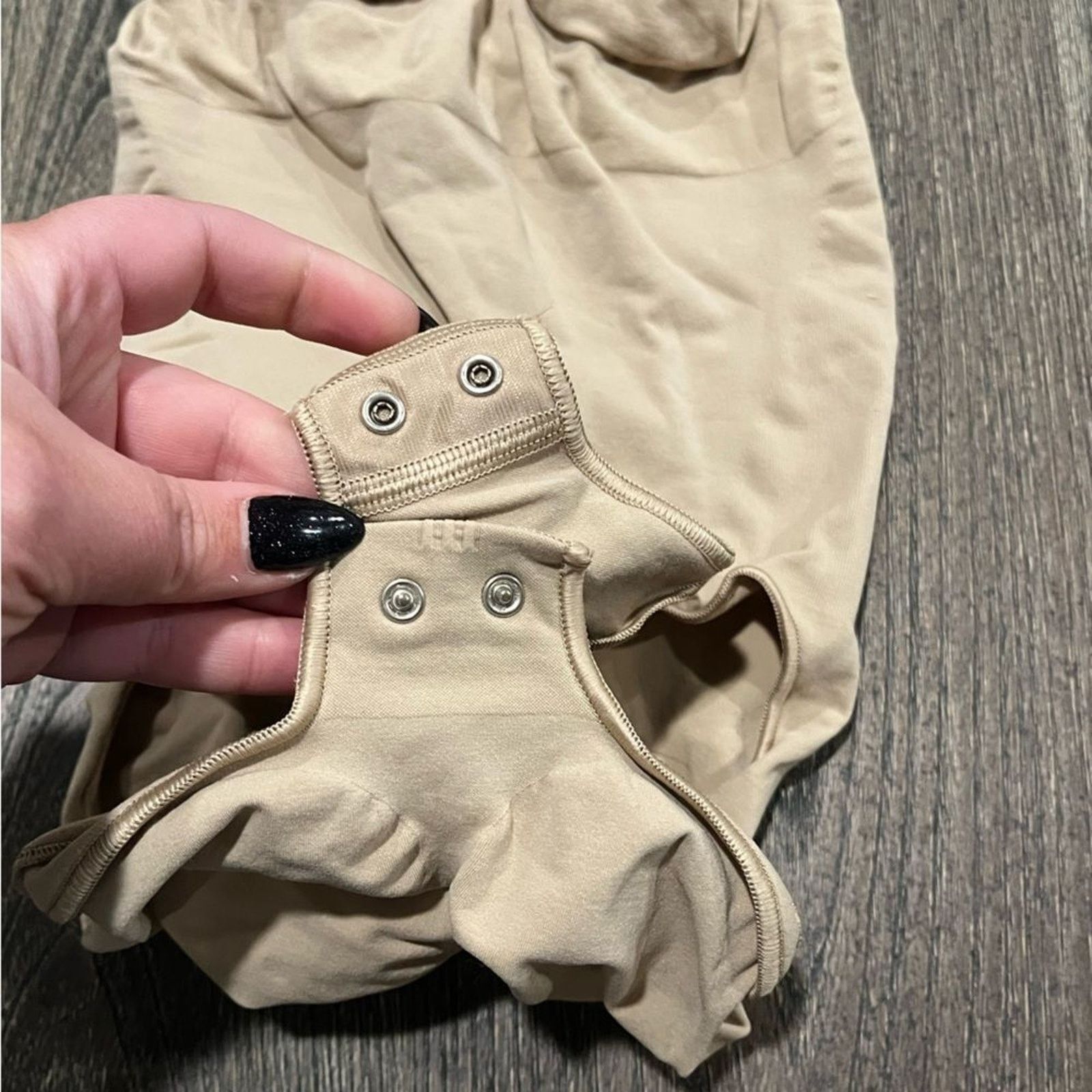 SKIMS NWOT Skims Seamless Sculpt Brief Bodysuit Nude L/XL Size ONE SIZE - 3 Thumbnail