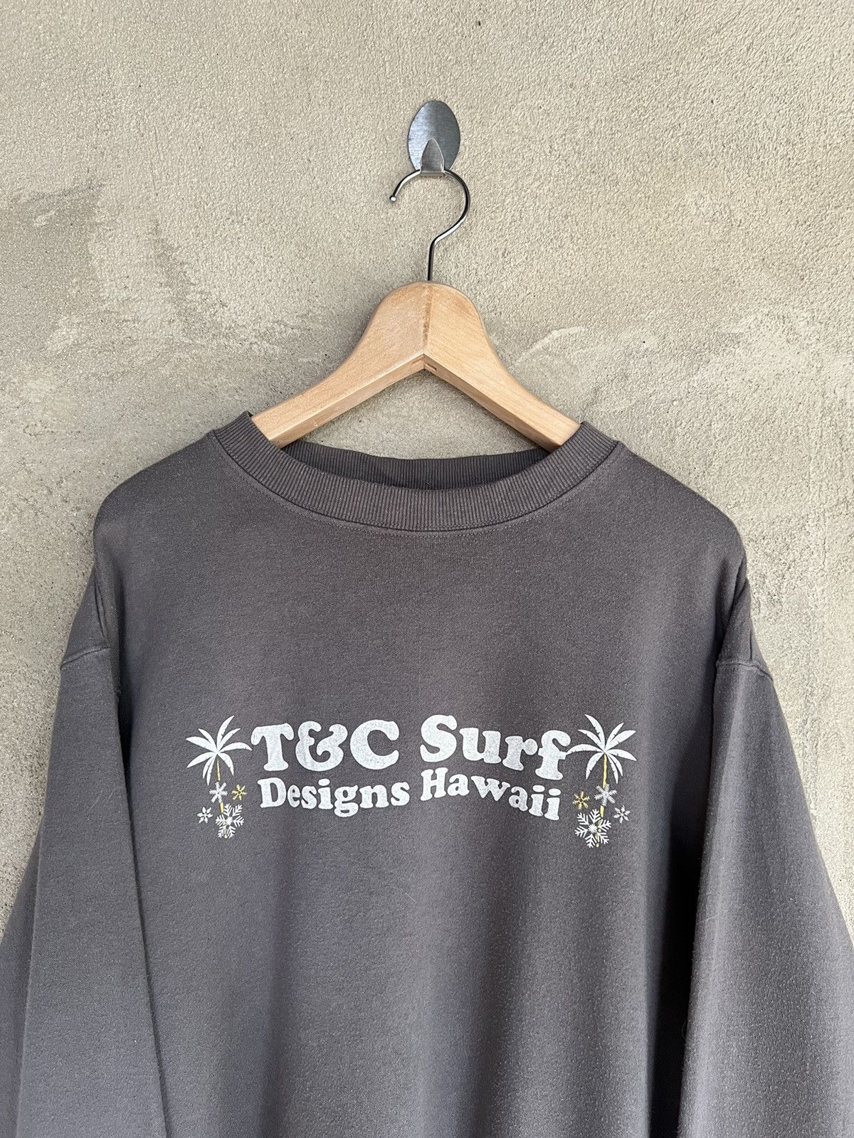 Vintage Vintage T&c Surf Design Hawaii Sweatshirt Size US L / EU 52-54 / 3 - 3 Thumbnail