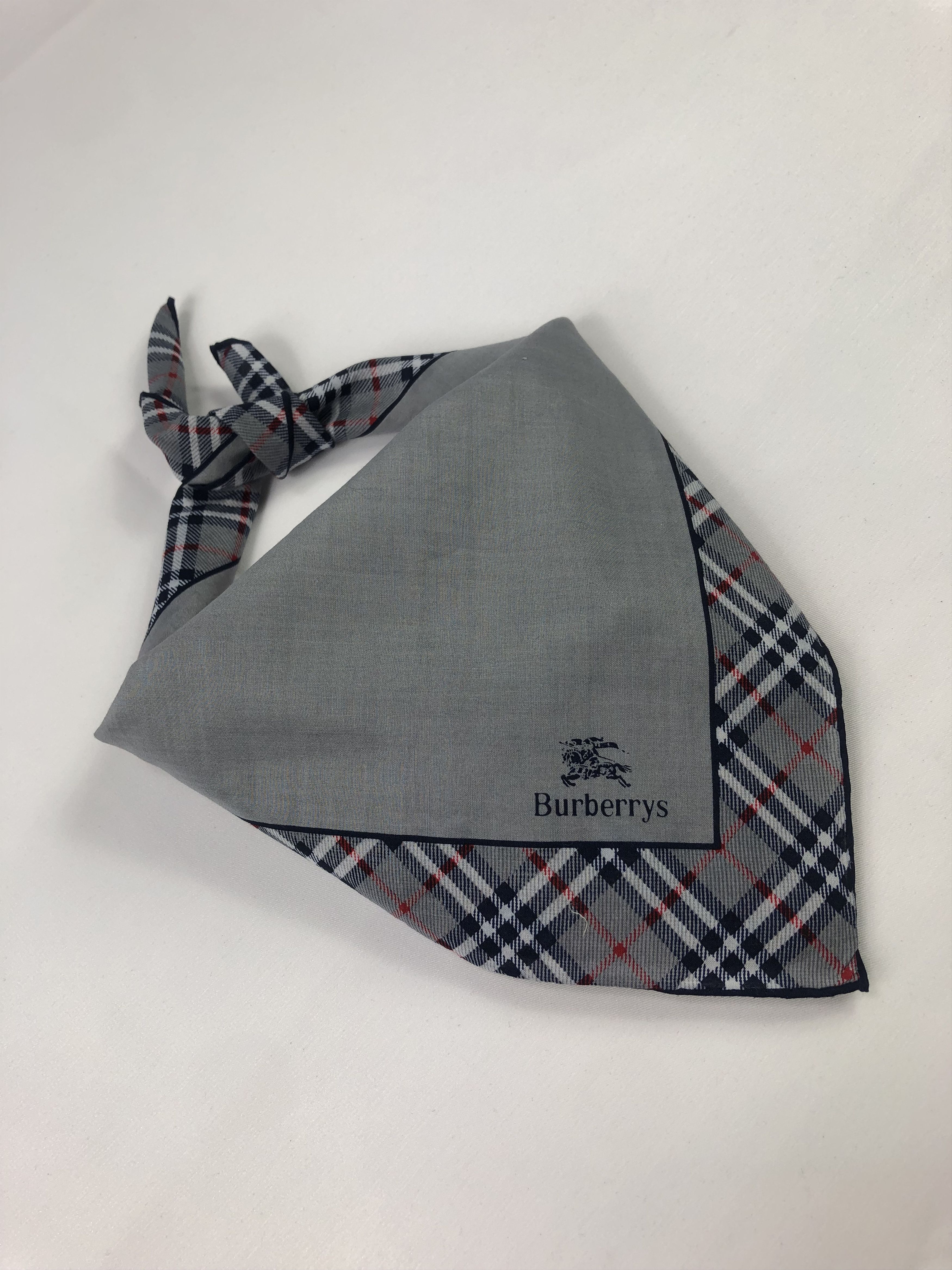 Burberry Burberrys Handkerchief / Bandana / Neckerchief Size ONE SIZE - 1 Thumbnail