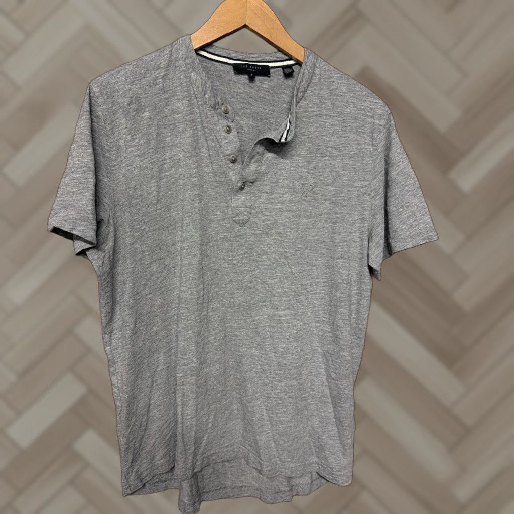Ted Baker Ted Baker London Henley Shirt Men's Sz 3 Short Sleeve Cotton Gray Shirt Officially Polo Casual London Pattern Striped Button Collar 3 Regular Mens Size US S / EU 44-46 / 1 - 1 Thumbnail