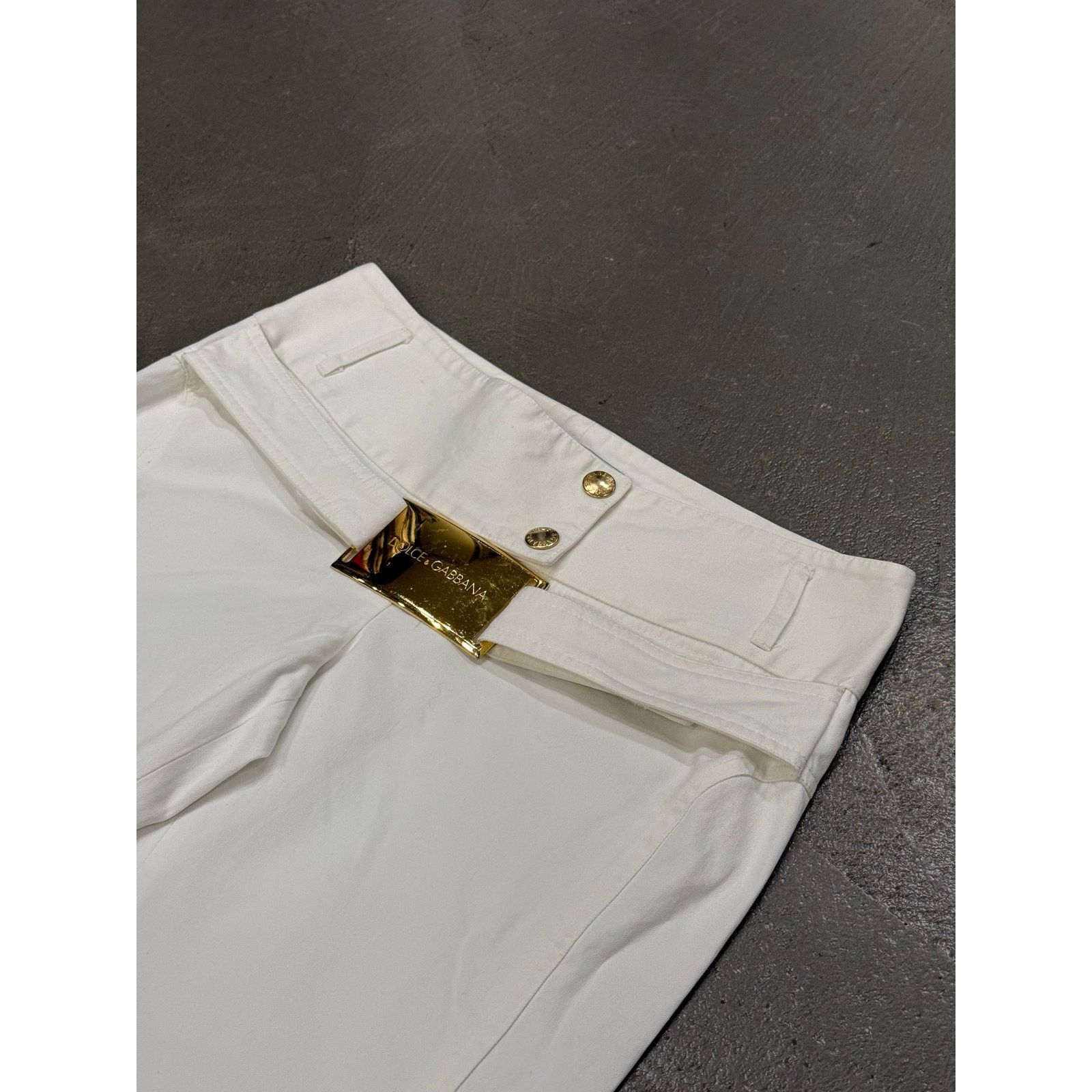 Dolce & Gabbana 2001 Dolce & Gabbana white cotton belted shorts Size 26" / US 2 / IT 38 - 3 Thumbnail