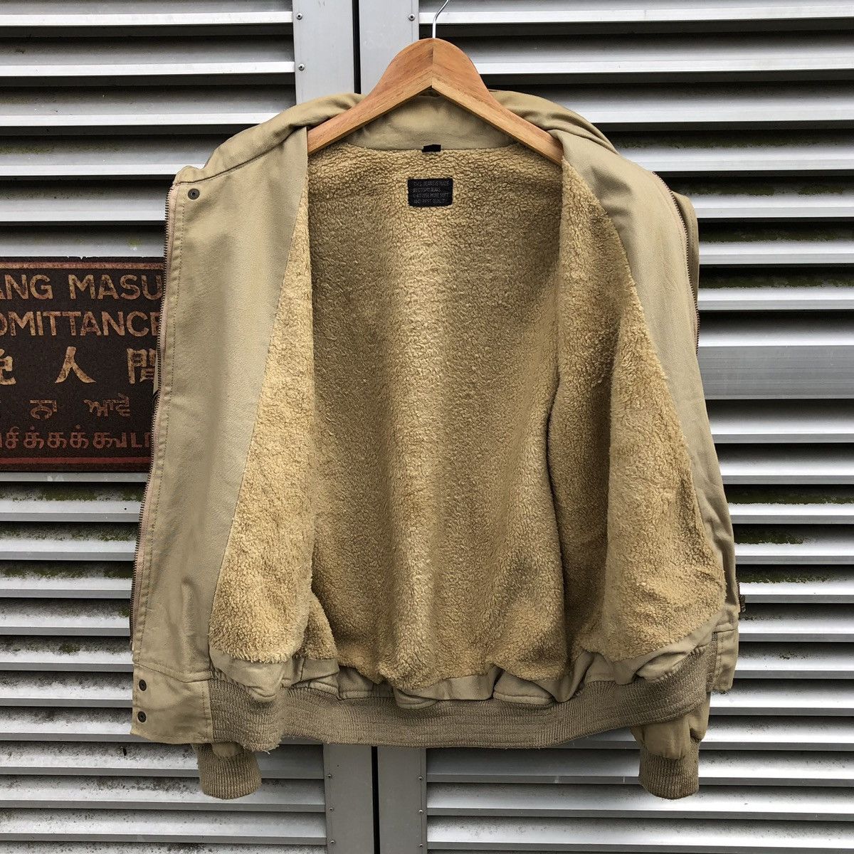 Vintage Vintage Cosmo Jeans Airbone Military Bomber Jacket Size US L / EU 52-54 / 3 - 15 Thumbnail