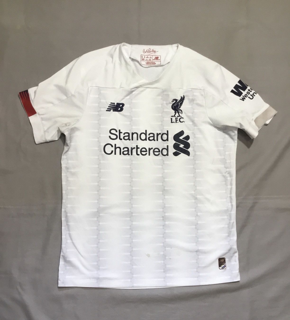 New Balance Liverpool FC 2019/2020 England Away Soccer Jersey Size M Size US M / EU 48-50 / 2 - 1 Thumbnail