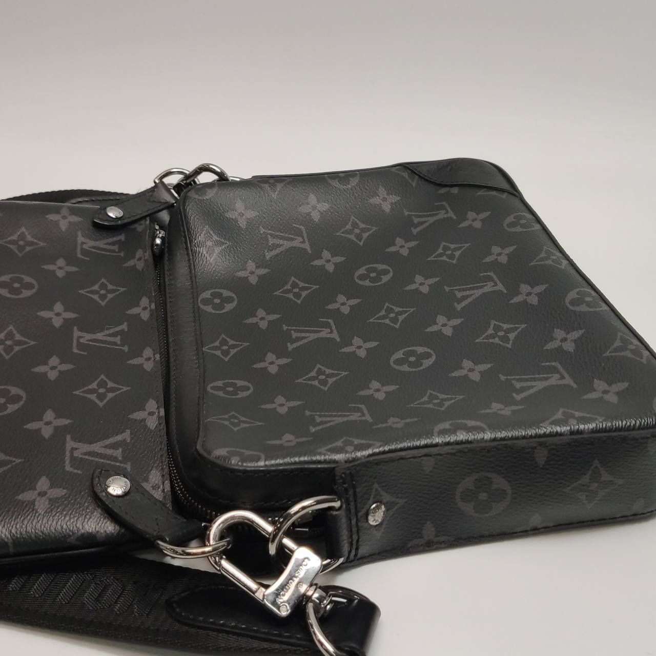 Louis Vuitton Louis Vuitton Trio Messenger Size ONE SIZE - 5 Thumbnail