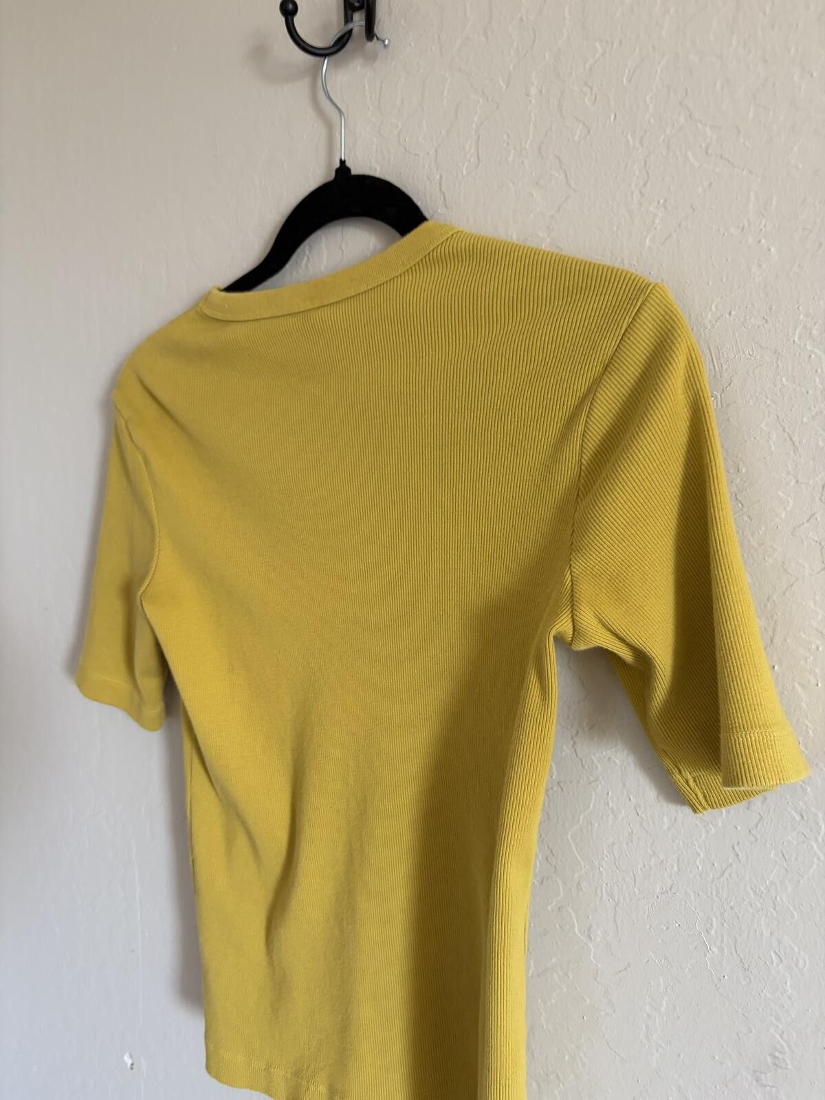 Uniqlo Uniqlo T shirt Size L / US 10 / IT 46 - 4 Thumbnail