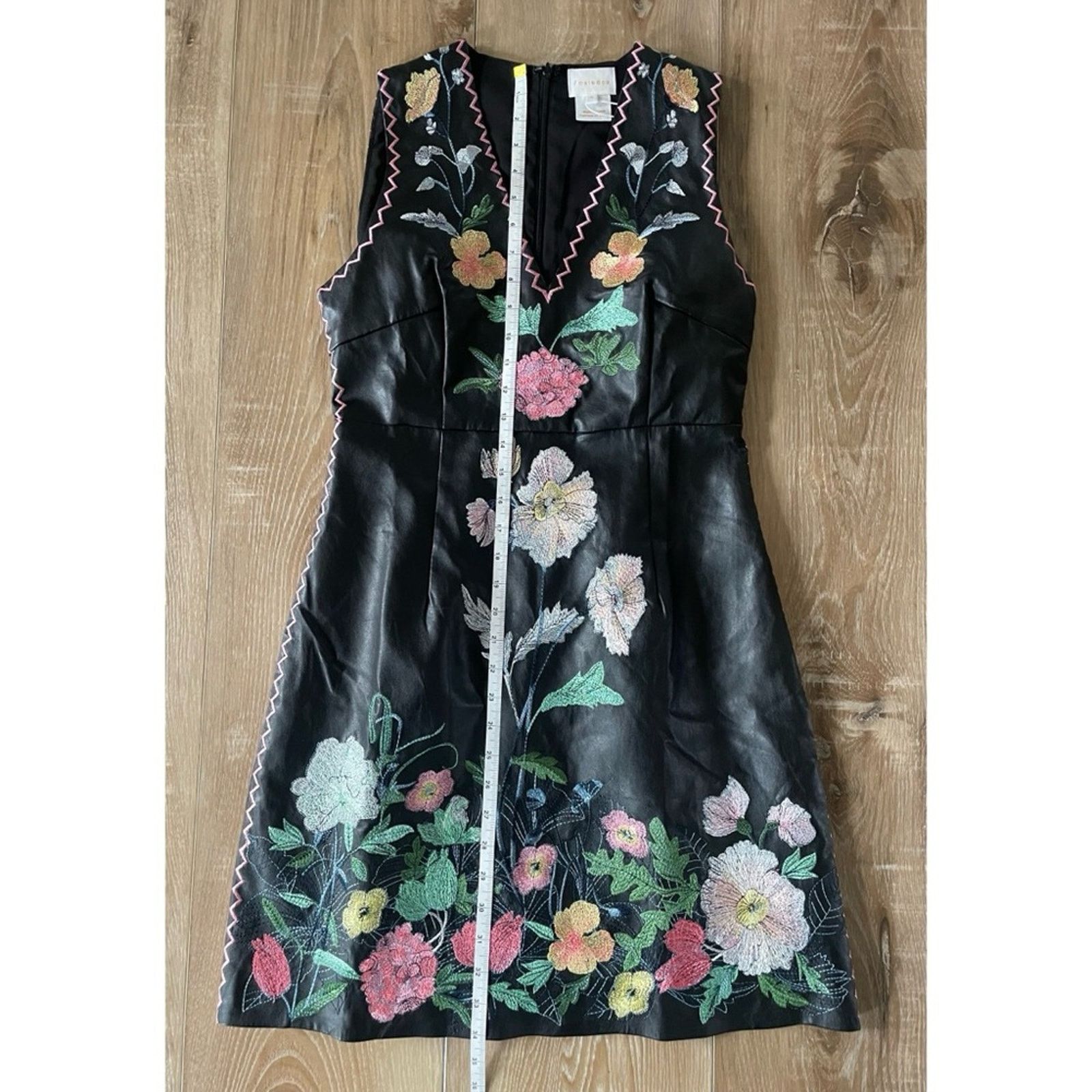 Anthropologie Anthropologie Foxiedox Vegan Leather Embroidered Dress 6 Size M / US 6-8 / IT 42-44 - 12 Thumbnail