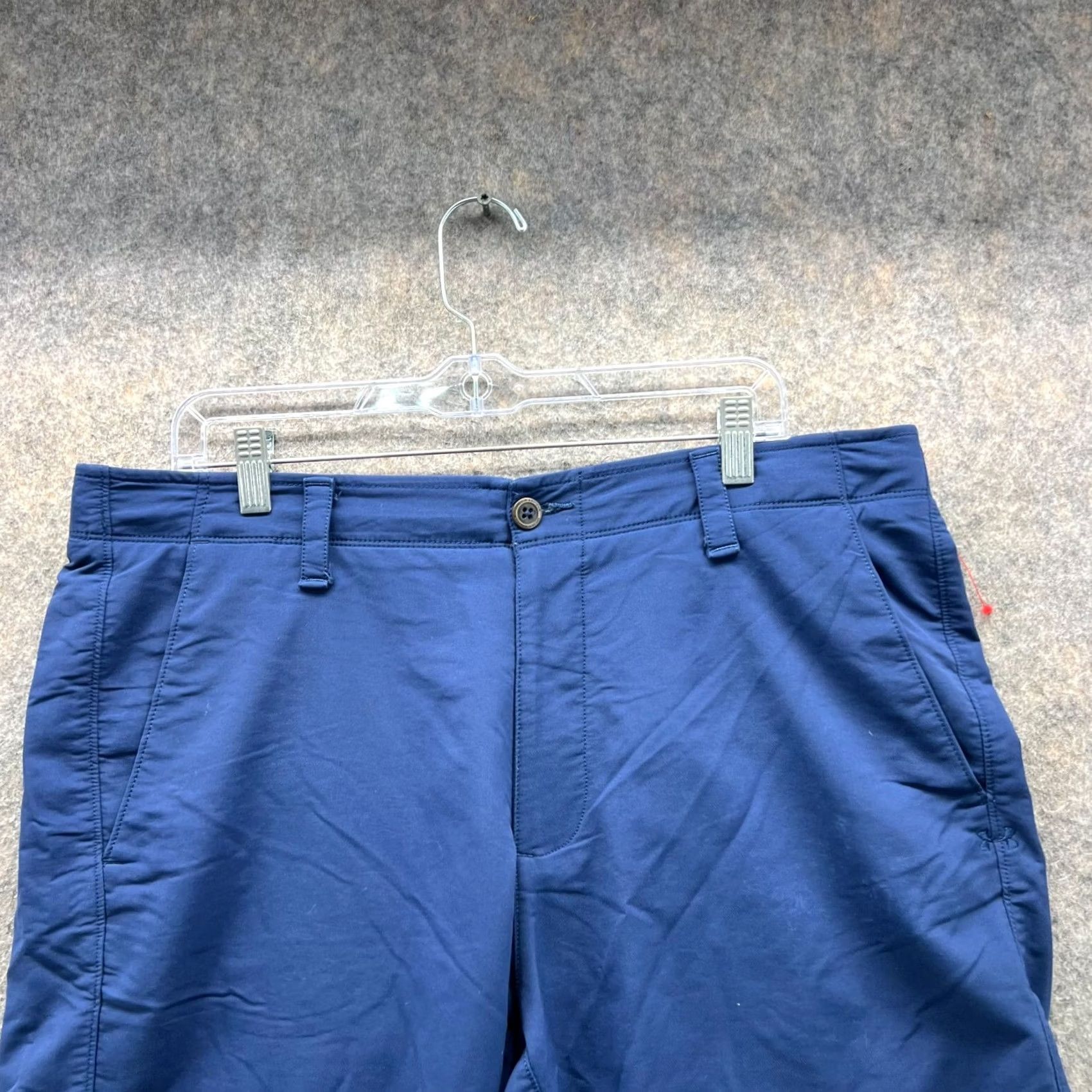 Under Armour Under Armour Shorts Men 36 Blue Flat Front Chino Heatgear Loose Fit Golf 8in Inseam Casual Travel Casual Mens Size US 36 / EU 52 - 3 Thumbnail