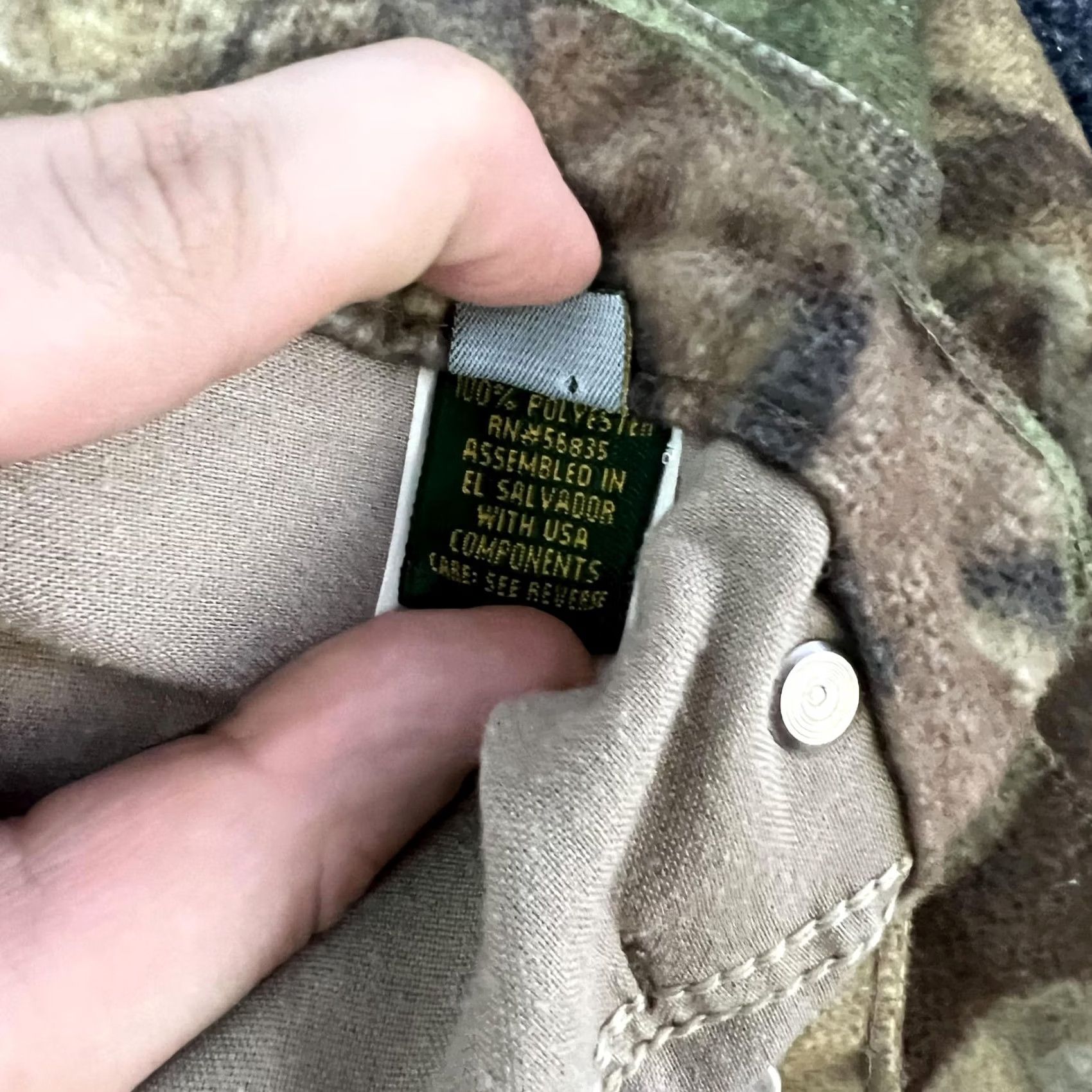 Vintage Material & Features: P Polyester Fleece and Camouflage - key attributes Size US 42 / EU 58 - 5 Thumbnail