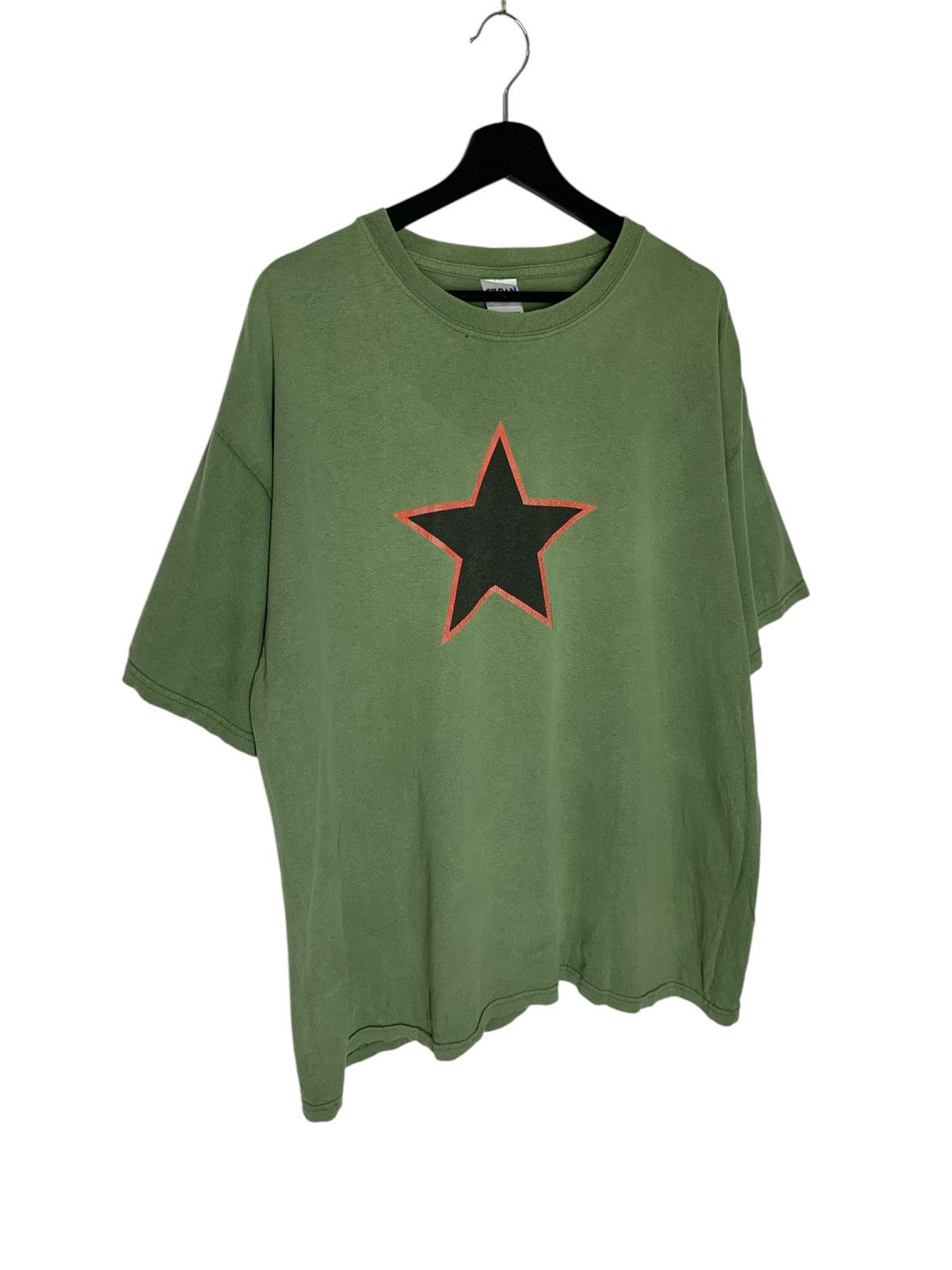 Band Tees Vintage Star Black Red Rage Against The Machine Size US XL / EU 56 / 4 - 2 Thumbnail