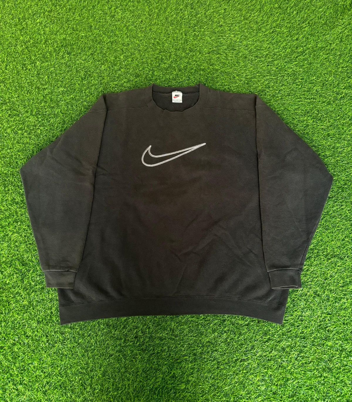 Nike Vintage Nike swosh Sweatshirt Size US XL / EU 56 / 4 - 1 Thumbnail