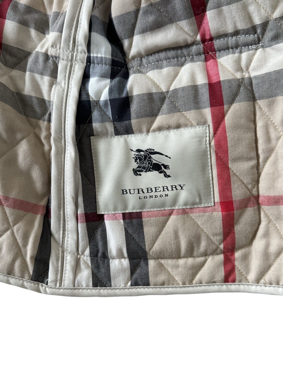 Burberry × Burberry Prorsum Burberry Nova Check Diamond Quilted Beige Barn Button Jacket Size M / US 6-8 / IT 42-44 - 12 Thumbnail