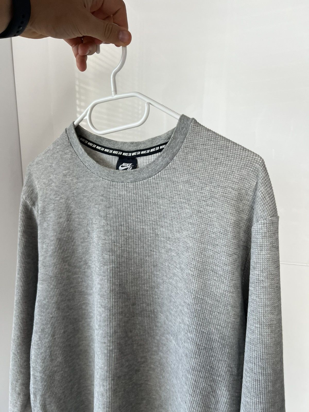 Nike SB Nike SB Gray Knitted Sleeve Logo Towel Cotton Long Sleeve Size US M / EU 48-50 / 2 - 1 Thumbnail