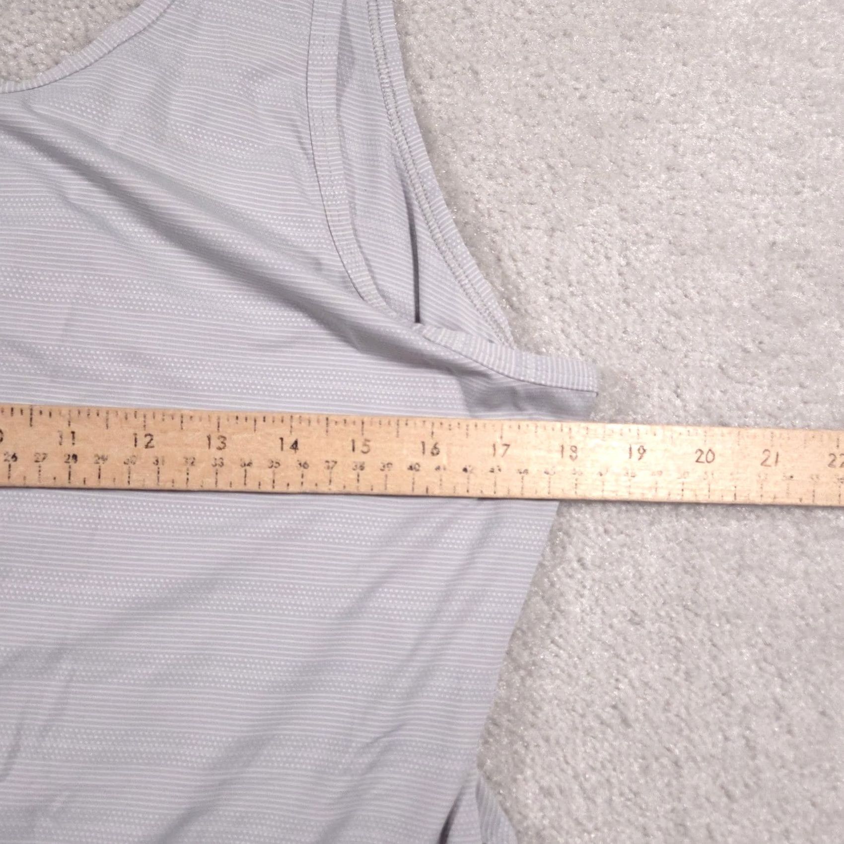 Athleta Athleta Tank Top Womens Large Gray Adjustable Strap Lightweight Performance Sportswear Tank Yoga Gym Running | Womens | L | Gray Size L / US 10 / IT 46 - 6 Thumbnail