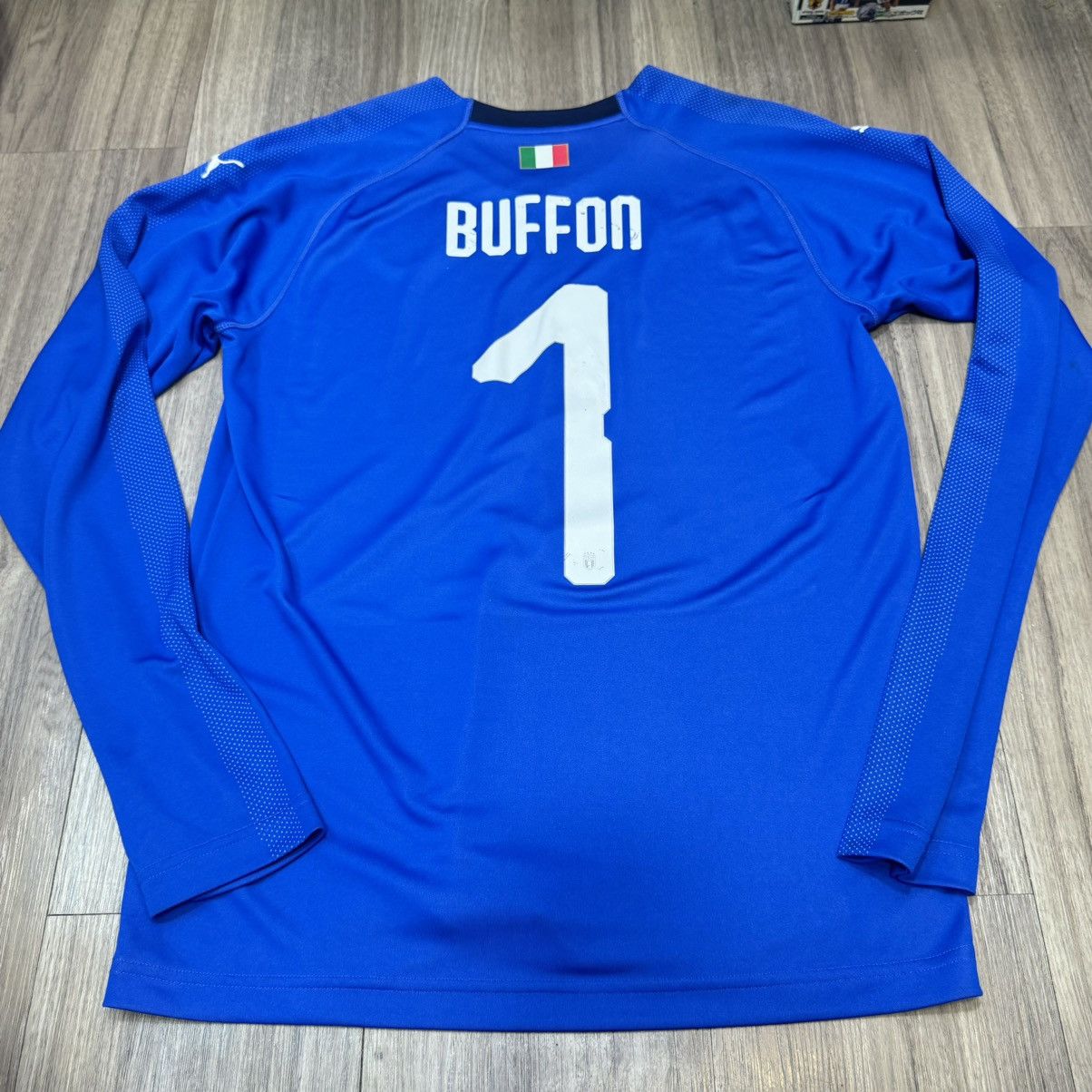 Puma Italy 18/19 L/S home shirt #1 Buffon Size US M / EU 48-50 / 2 - 3 Thumbnail
