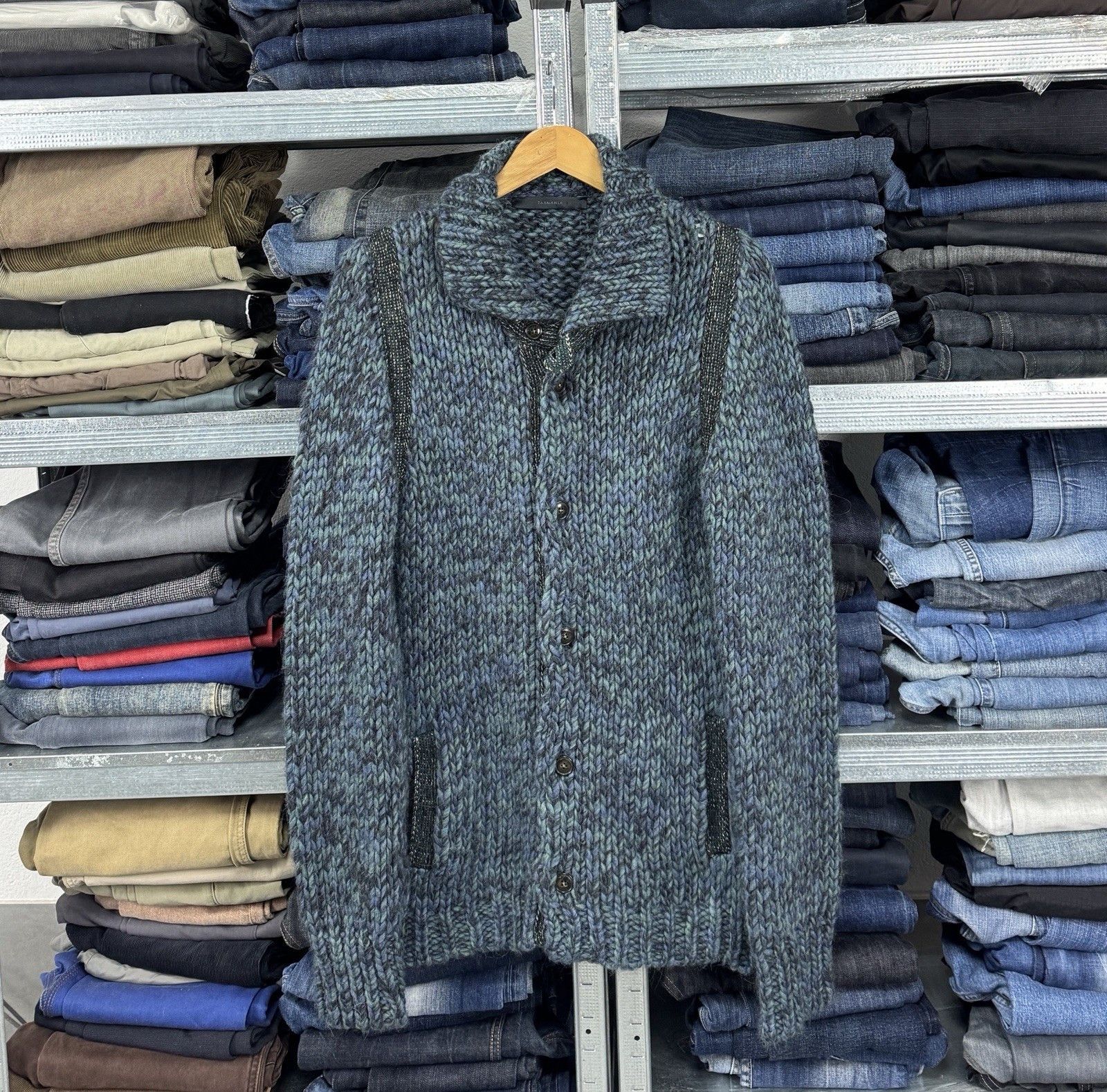 Other Vintage TASMANIA Virgin Wool Knit Cardigan Italy Size 50 Size US M / EU 48-50 / 2 - 1 Thumbnail
