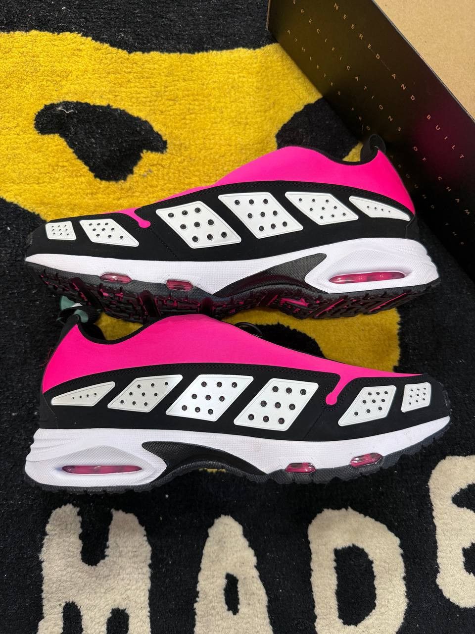 Nike Nike Air Max Sunder Hyper Pink Black (Women's) (2024) Size US 14 / EU 47 - 3 Thumbnail