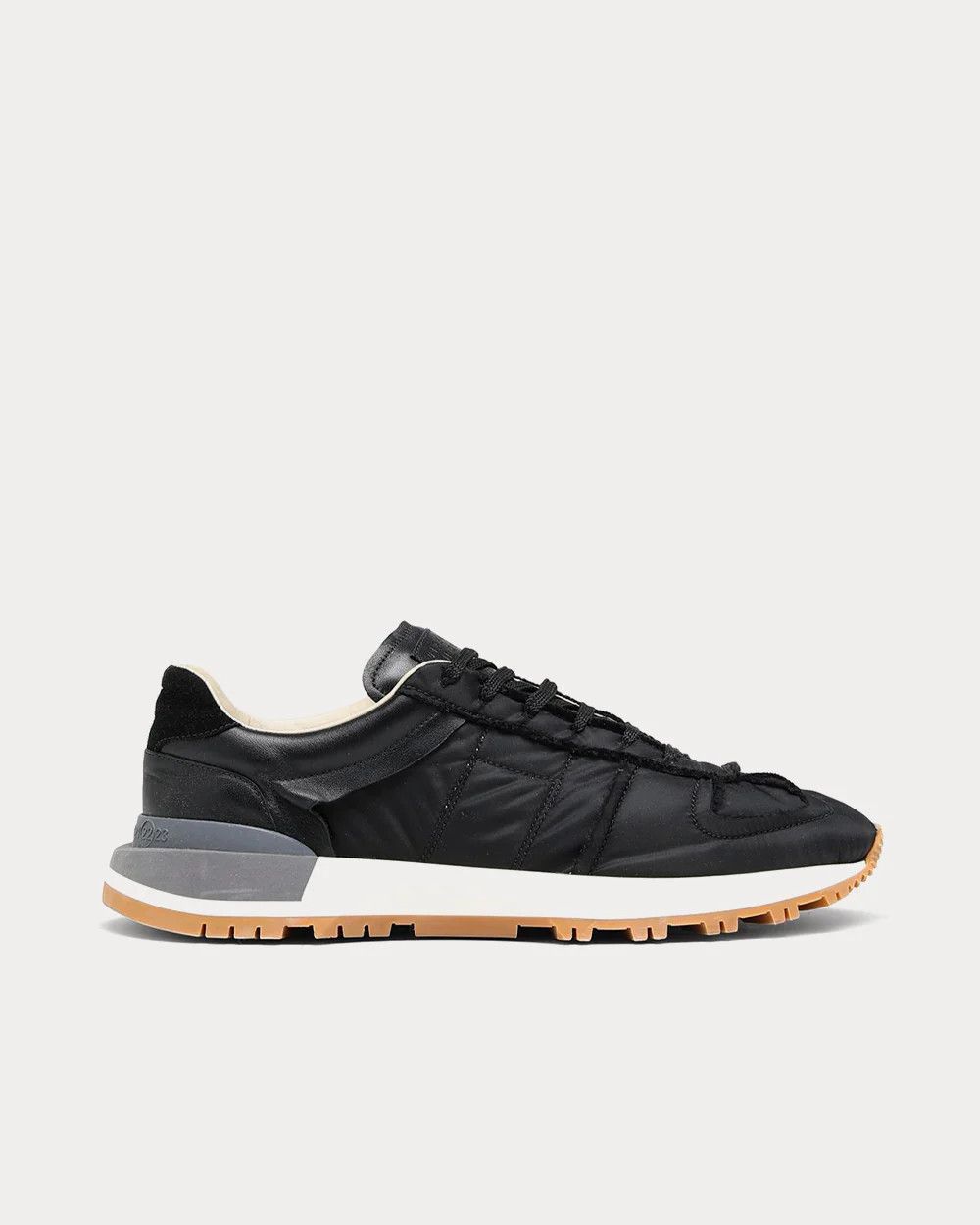 Maison Margiela o1w1db10525 Low-Top Sneakers in Black Size US 7 / EU 40 - 1 Thumbnail