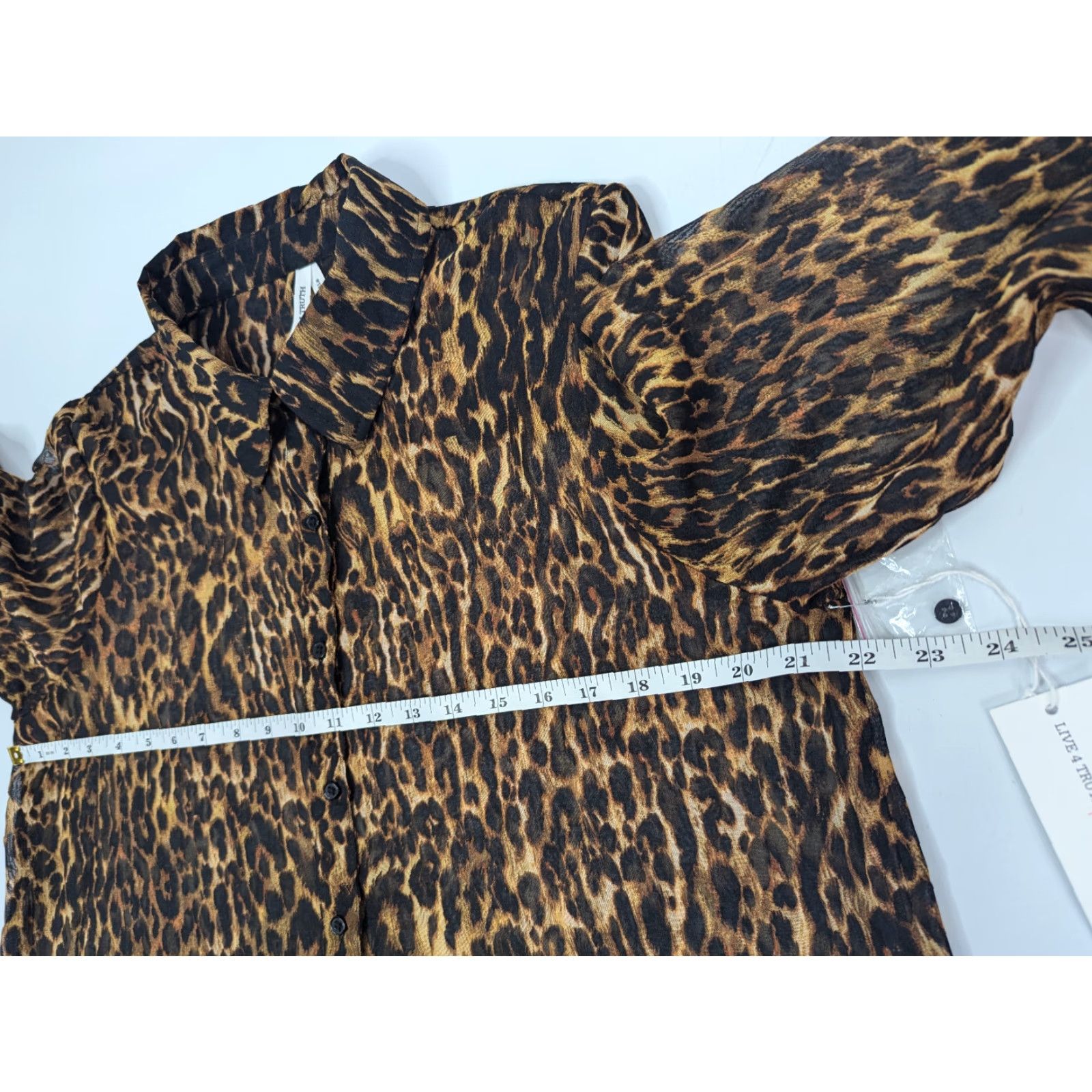 Vintage Live 4 Truth Shirt Women’s Large Leopard Print Button-Up Sheer Chiffon Blouse Size L / US 10 / IT 46 - 6 Thumbnail