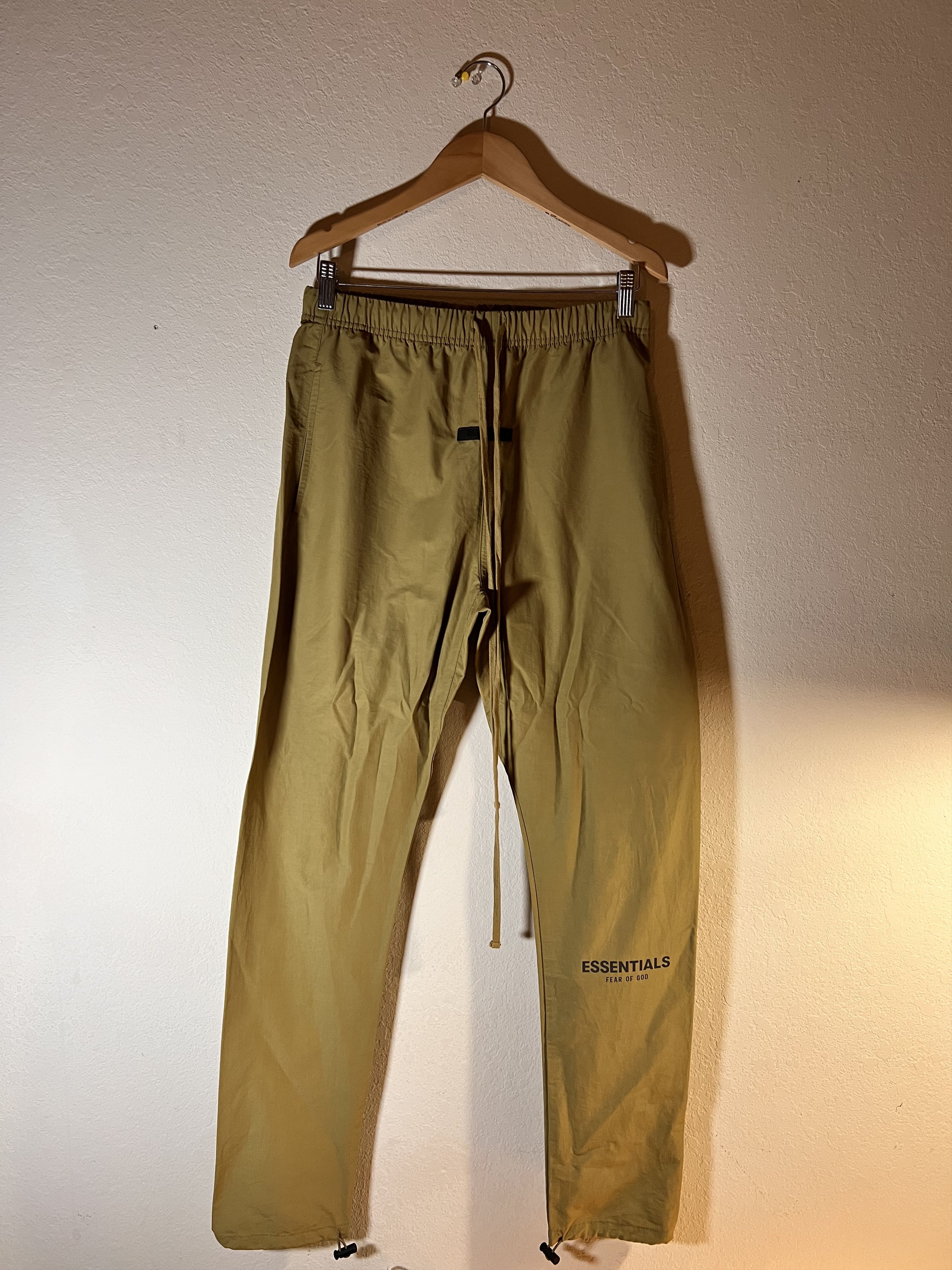 Essentials FEAR OF GOD ESSENTIALS Nylon Track Pants Size US 34 / EU 50 - 2 Thumbnail