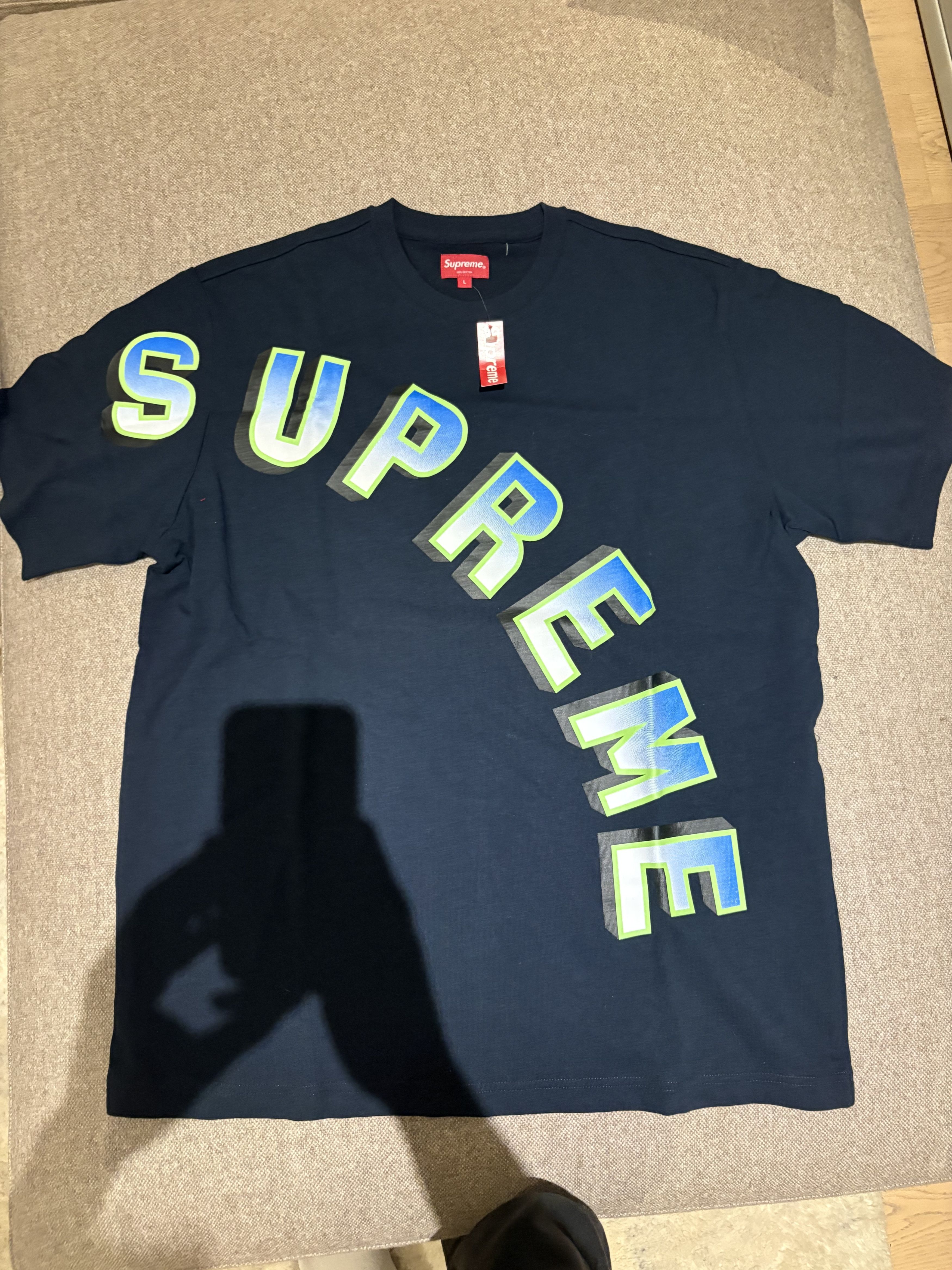 Supreme Supreme Gradient Arc Top Size US L / EU 52-54 / 3 - 1 Thumbnail