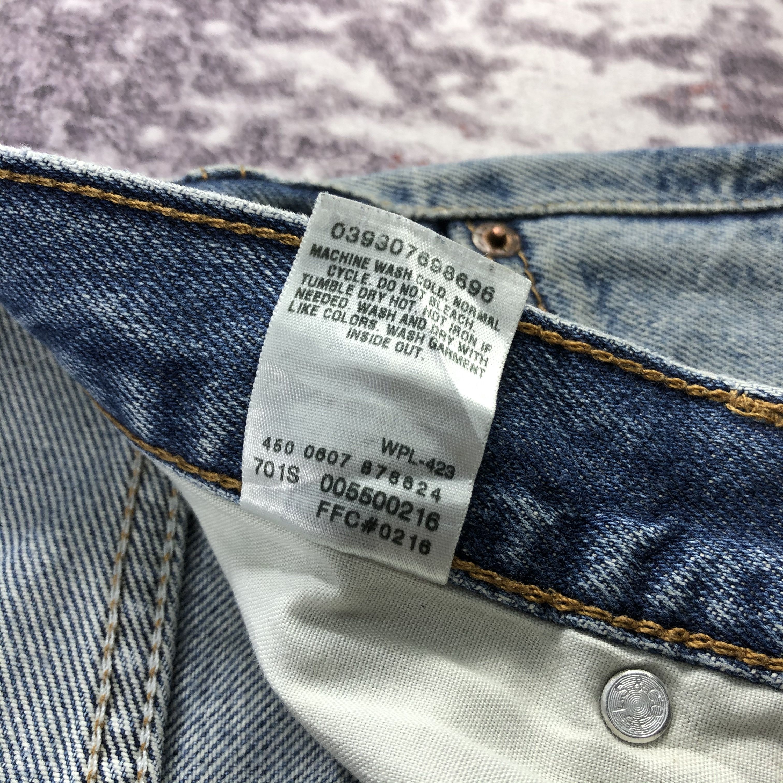 Levi's × Vintage Vintage Blue Wash Levis 550 Jeans-JM2230 Size US 33 - 13 Thumbnail
