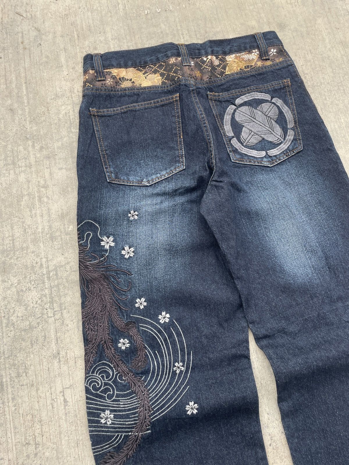 Karakuri Tamashii 2000s japanese miyabi musubi phoenix embroidery sukajan Size US 31 - 6 Thumbnail
