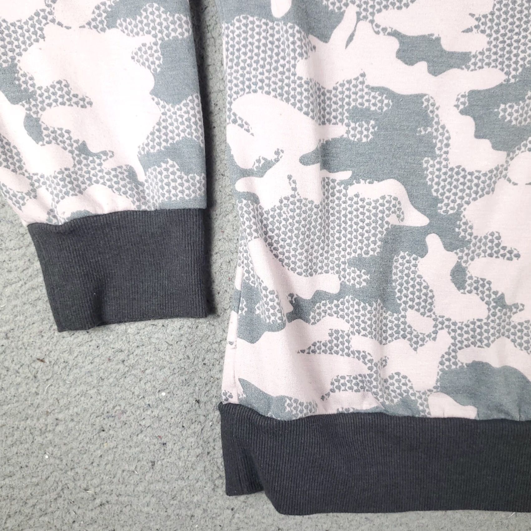 Reebok Reebok Womens Sweater Pullover 3XL Camouflage Gray Casual All Seasons Ladies Size XXL / US 16-18 / IT 52-54 - 3 Thumbnail