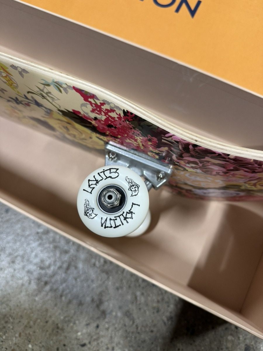 Louis Vuitton × Virgil Abloh Louis Vuitton Floral Monogram Skateboard RARE NEW Size ONE SIZE - 6 Thumbnail