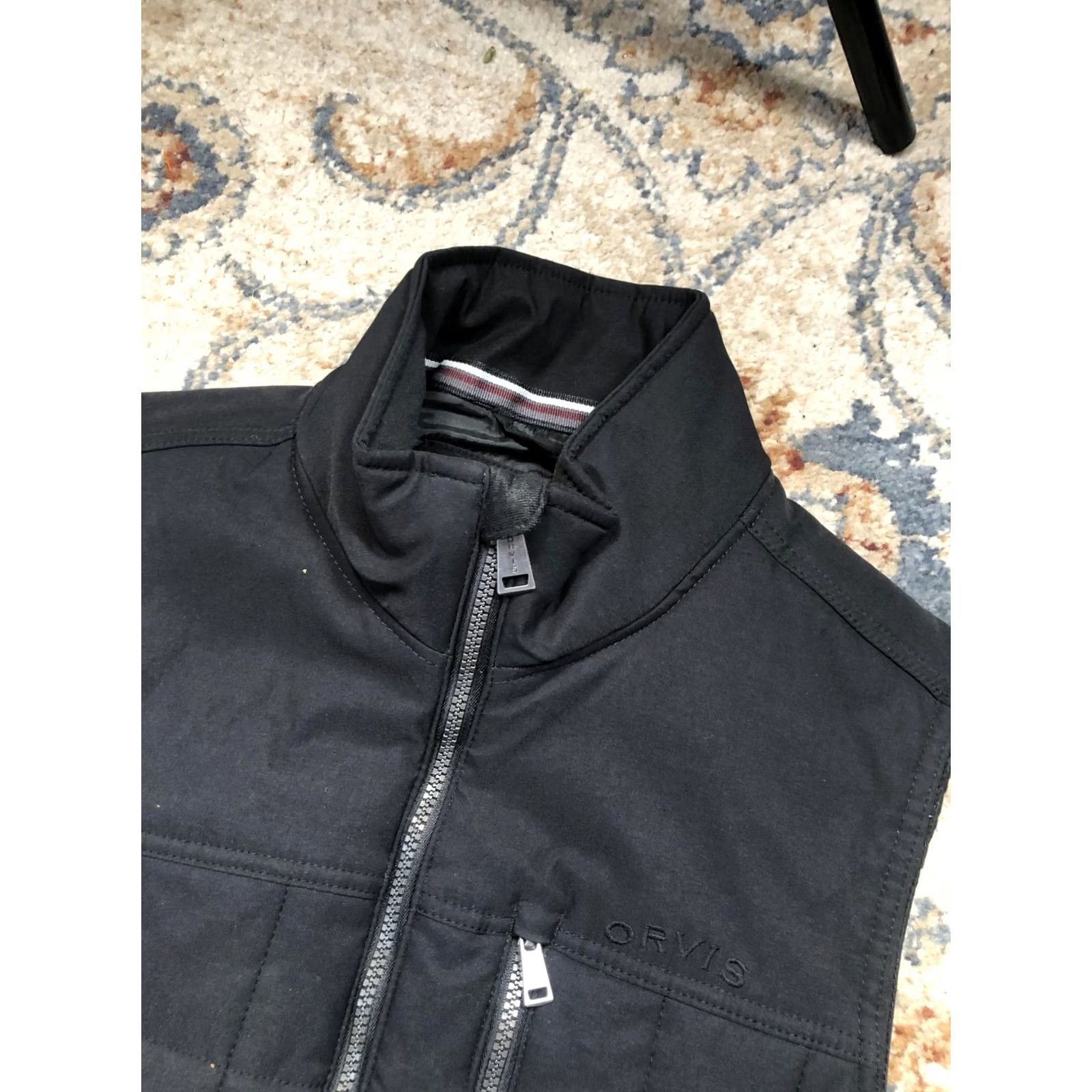 Orvis VINTAGE Orvis Mens Vest M Black Quilted Insulated Full Zip Chest Pocket Size US M / EU 48-50 / 2 - 6 Thumbnail