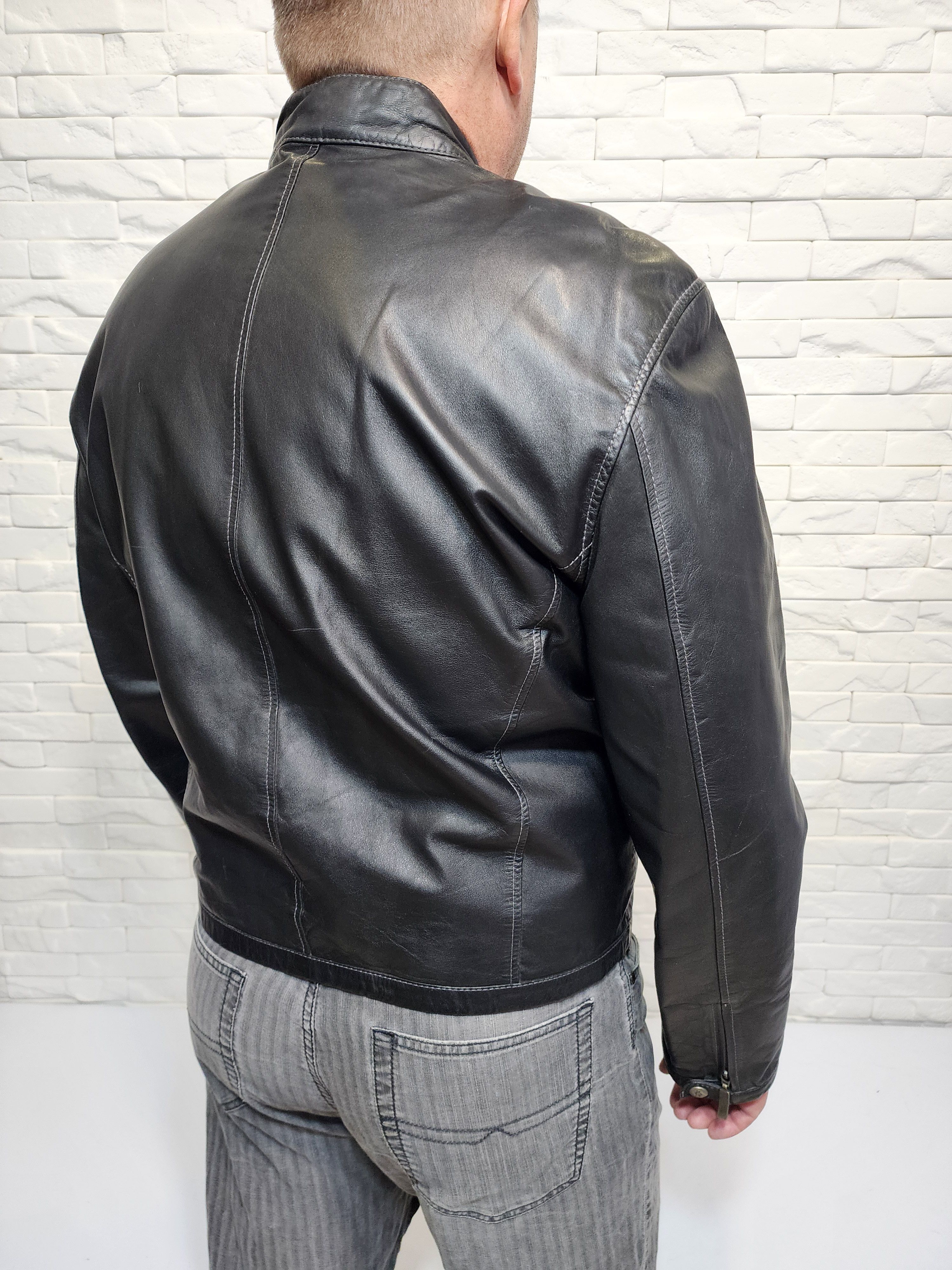 Genuine Leather Men's Black Genuine Leather Jacket: Zippered Pockets, Size US L / EU 52-54 / 3 - 7 Thumbnail