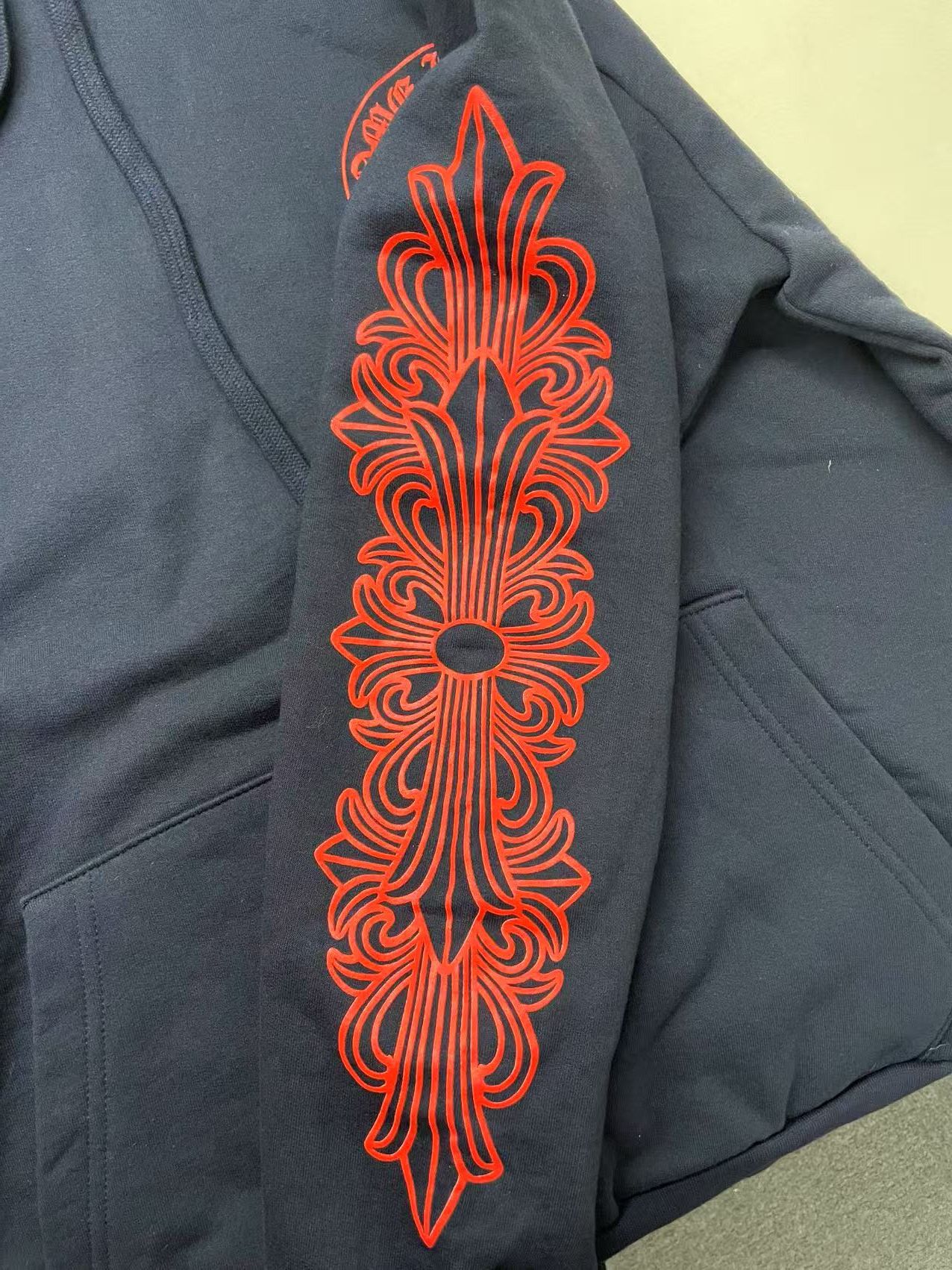 Chrome Hearts Chrome Hearts Navy&Red Horseshoe Floral Sleeve Hoodie Size US M / EU 48-50 / 2 - 7 Thumbnail