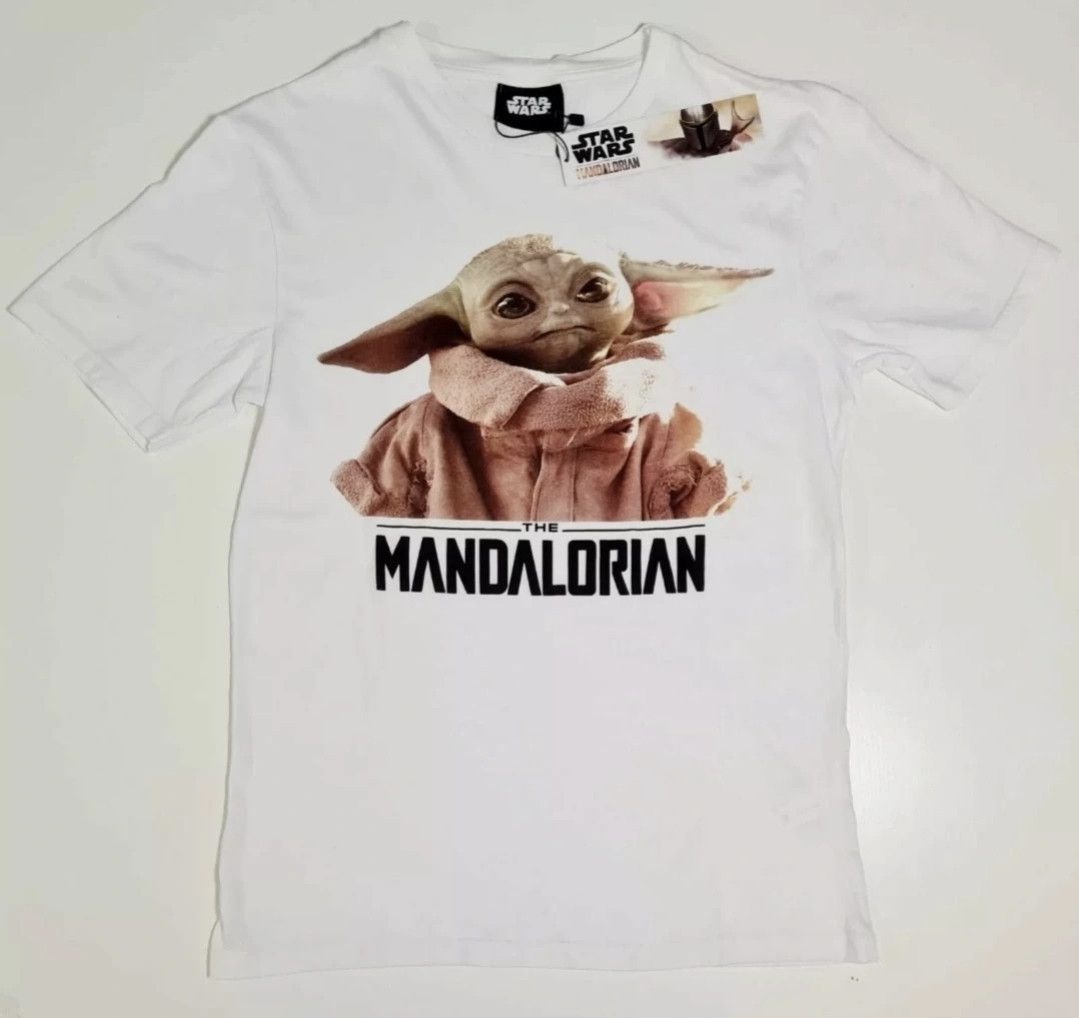 Disney The Mandalorian Baby Yoda size L - Official Disney Star Wars Size US L / EU 52-54 / 3 - 1 Thumbnail