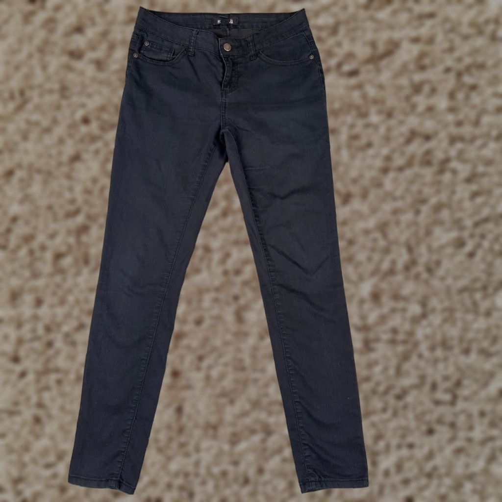 Forever 21 FOREVER 21 Jeans Womens 27 Black Denim Skinny Low Rise Cotton Blend 29x29 Vintage: No Size 27" / US 4 / IT 40 - 1 Thumbnail
