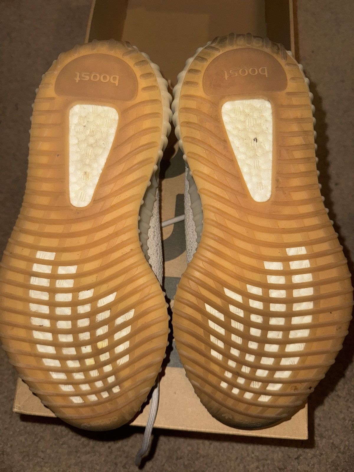 Yeezy Yeezy Boost 350 v2 Sesame Size US 7 / EU 40 - 5 Thumbnail