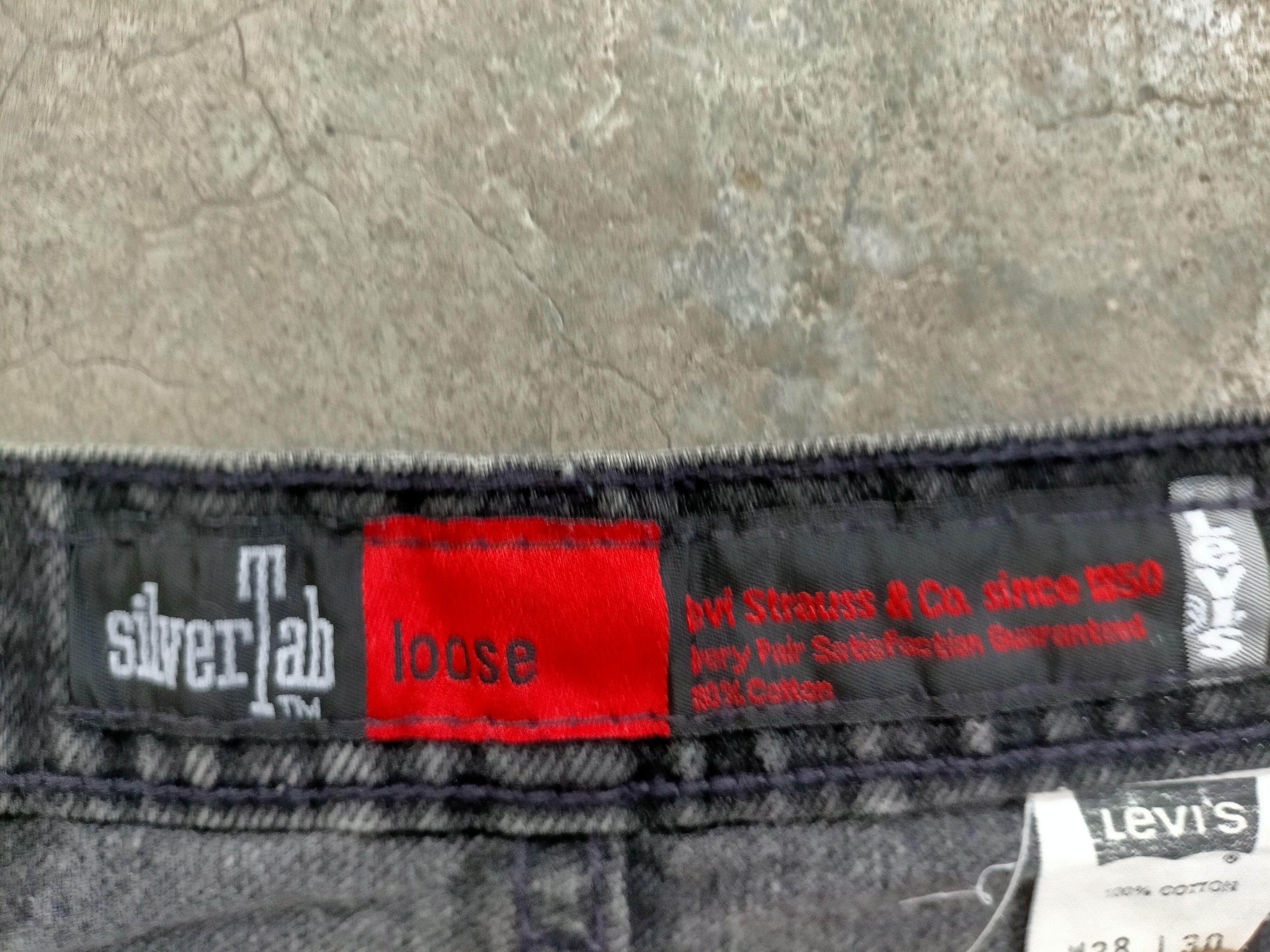 Levi's Vintage 90s Levis Silvertab Loose button Fly Black jeans Size US 37 - 21 Thumbnail