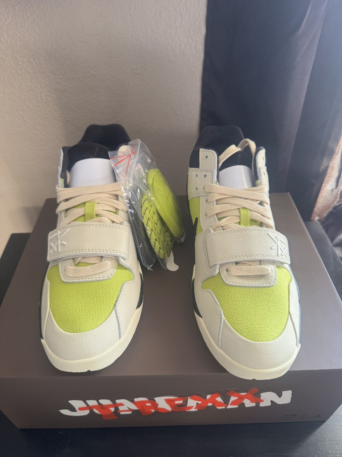 Nike × Travis Scott Jumpman Jack TR Size US 10 / EU 43 - 10 Thumbnail