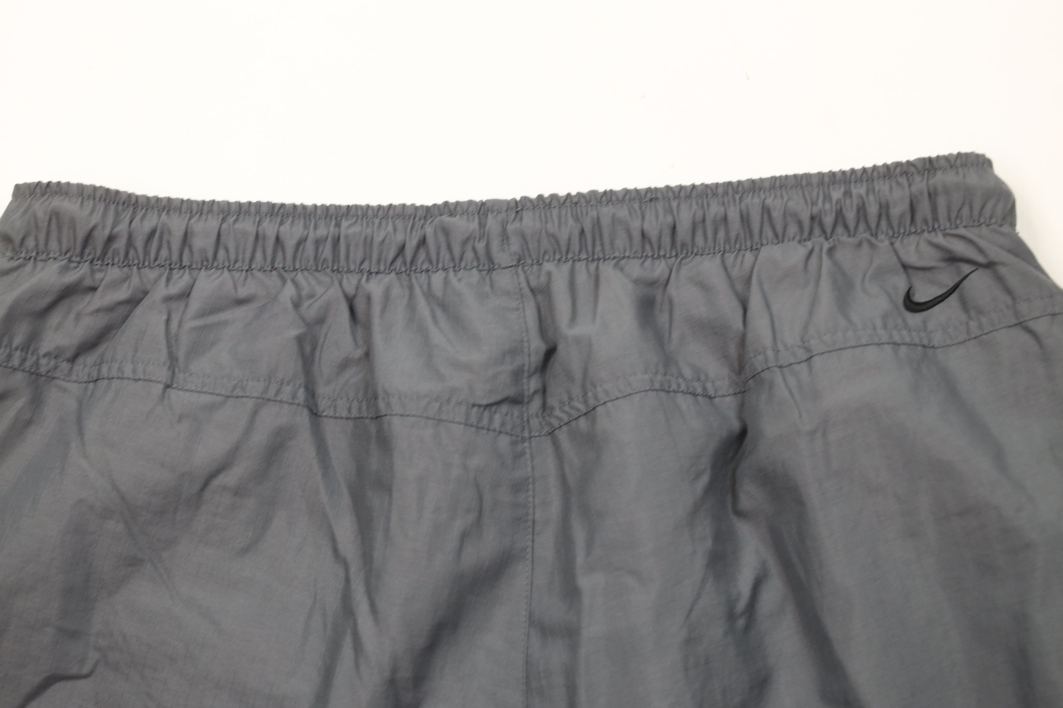 Nike Vintage Nike Travis Scott Mini Swoosh Lined Ripstop Shorts Size US 36 / EU 52 - 9 Thumbnail