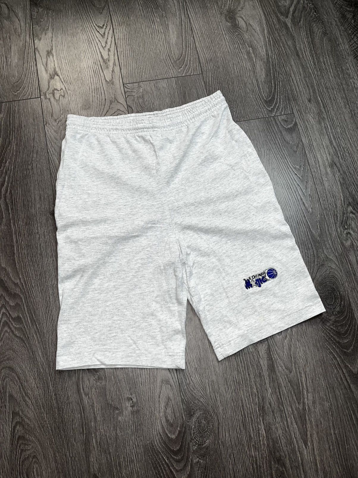Nutmeg Vintage 90s Nutmeg Mills Orlando Magic Grey Sweat Shorts Size US 31 - 4 Thumbnail