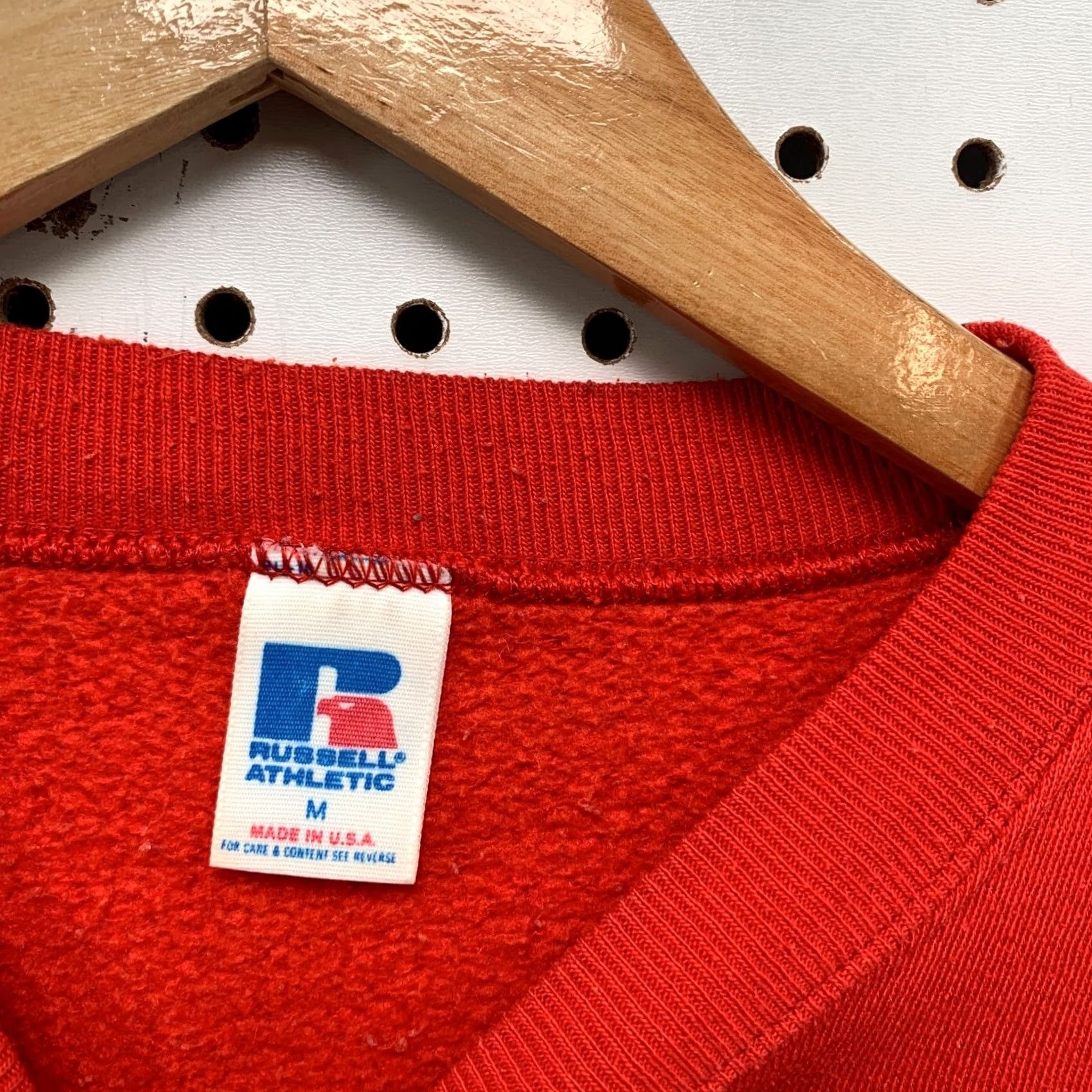 Russell Athletic Vintage Russell Athletic Crewneck Sweatshirt Mens M Made USA 20.5x25 Red 80s 90s USA Shirt Size US M / EU 48-50 / 2 - 7 Thumbnail