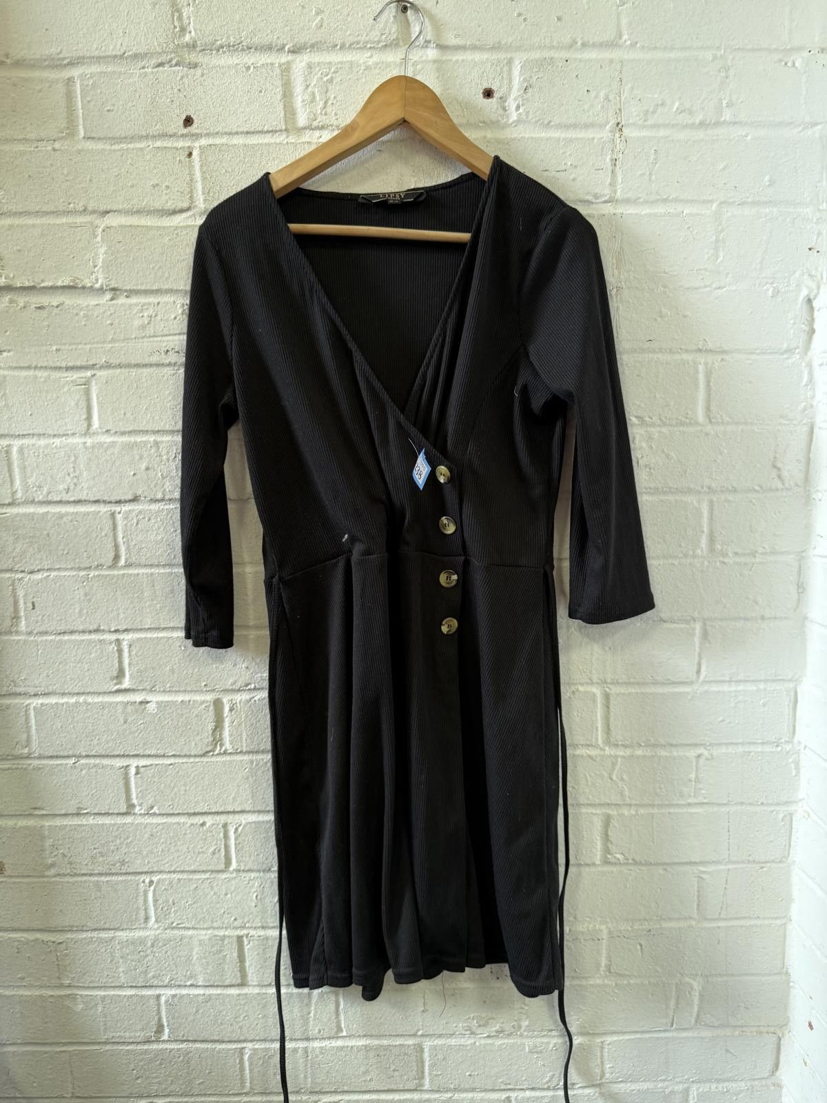 Designer Lipsy London Long Sleeve Dress with Button Detail Size XL / US 12-14 / IT 48-50 - 1 Thumbnail