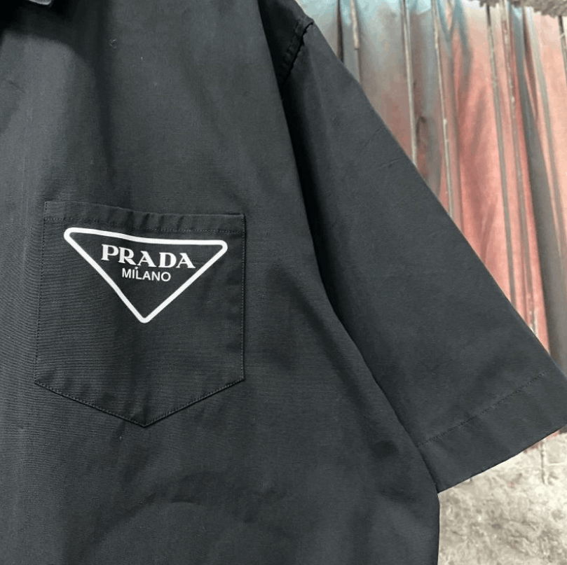 Prada Prada short-sleeve shirt Size US M / EU 48-50 / 2 - 5 Thumbnail