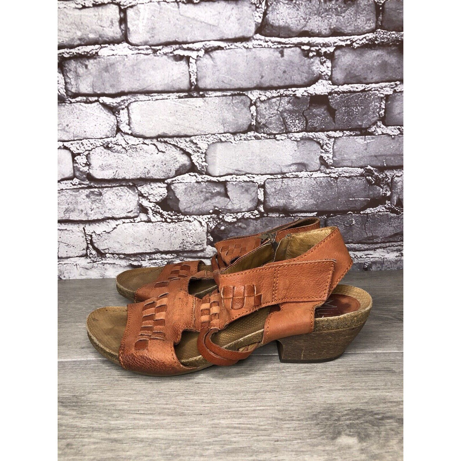 Other Miz Mooz Orange Leather Side Zipper Strap Heeled Sandals Wom Size US 10.5 / IT 40.5 - 1 Thumbnail