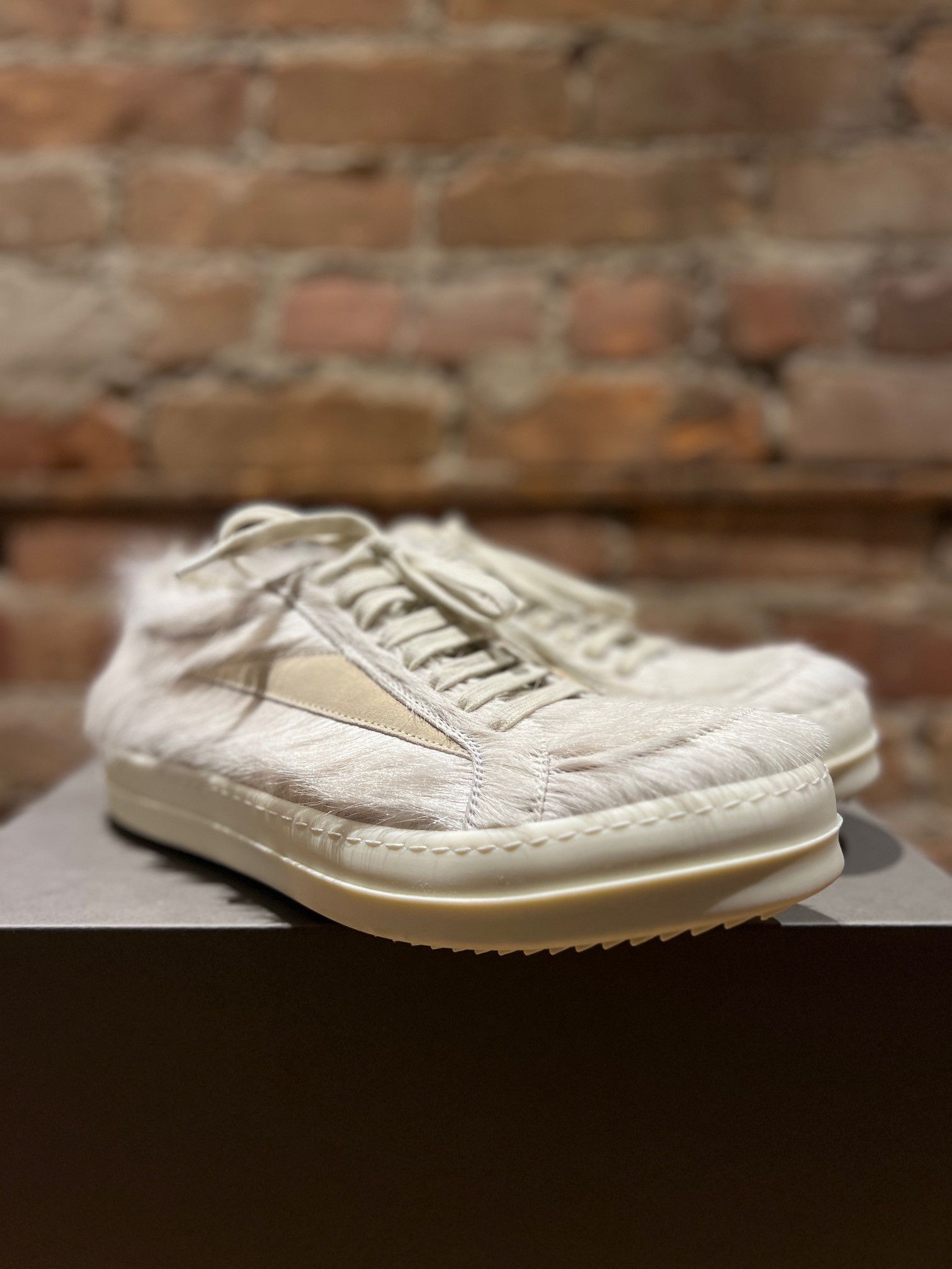 Rick Owens Rick Owens Vintage Sneaks “Milk” Pony Hair Size US 8 / EU 41 - 6 Thumbnail