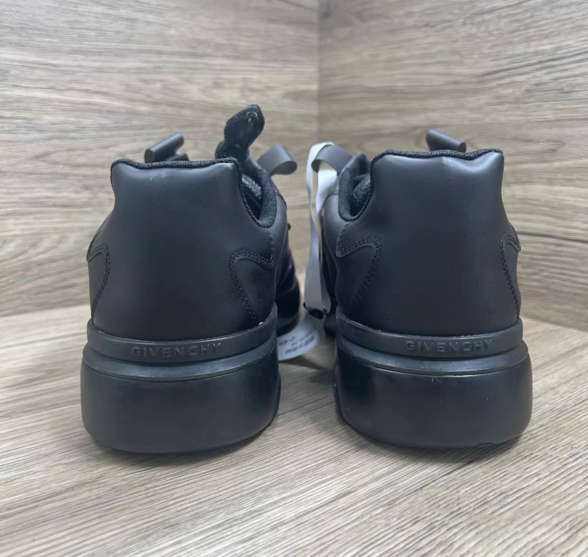 Givenchy Givenchy Black Sneakers J41 Size US 10 / EU 43 - 4 Thumbnail