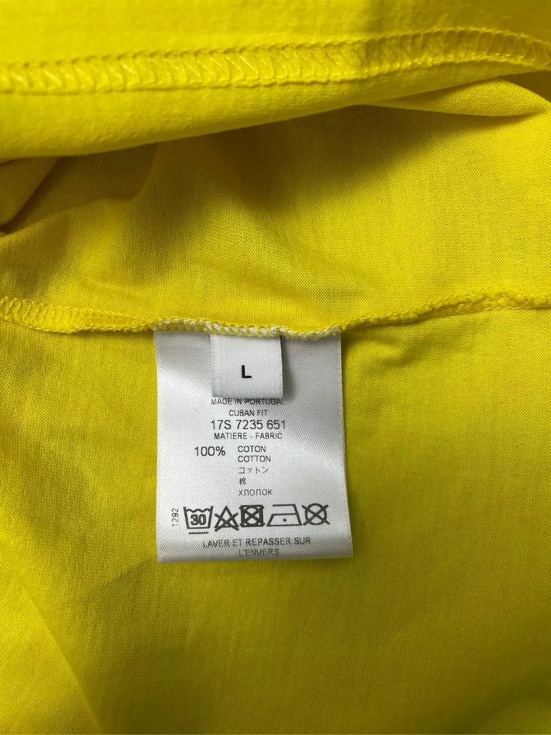 Givenchy Givenchy Chest Flock Logo Yellow Short-sleeve 2506-Nextarro Size US L / EU 52-54 / 3 - 5 Thumbnail