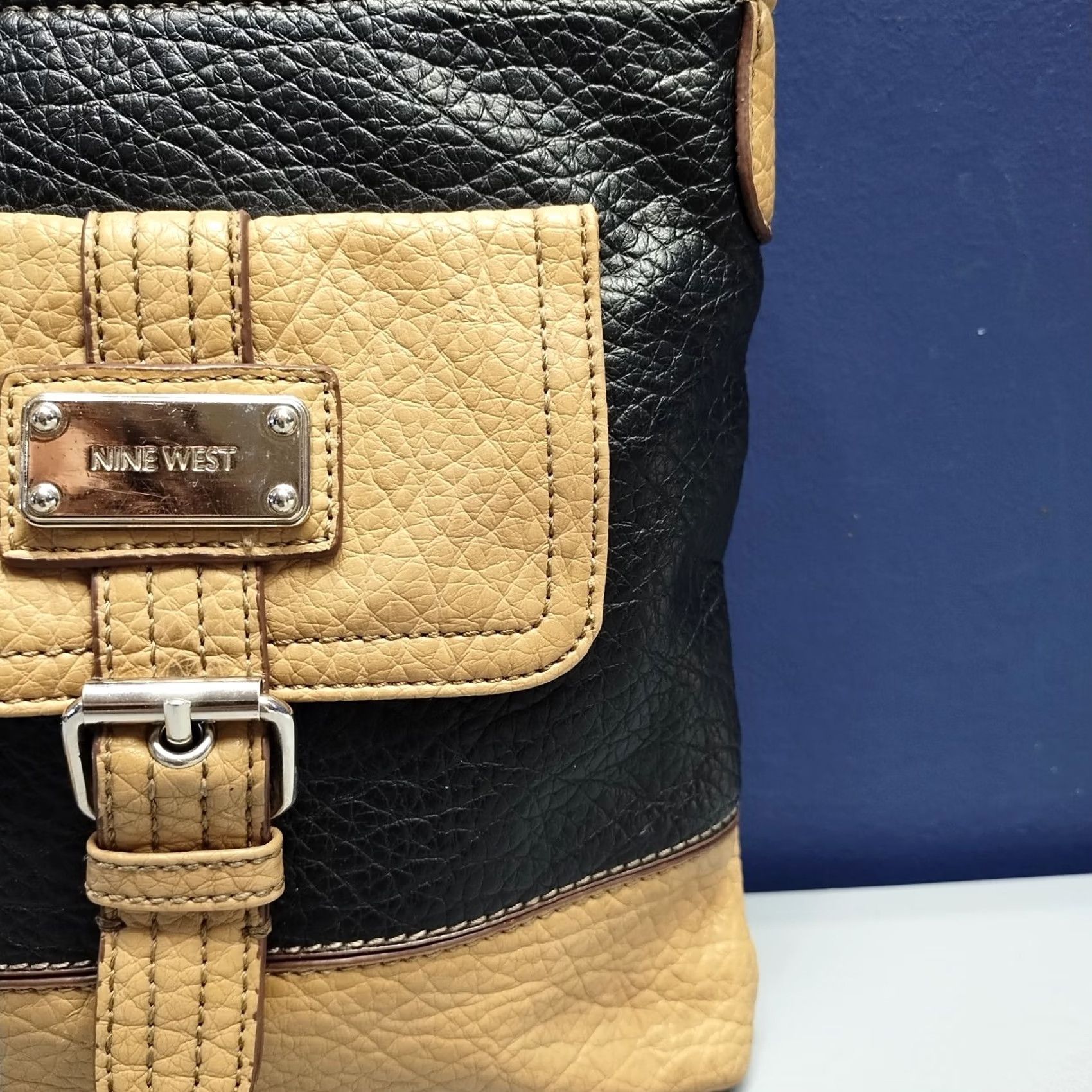 Nine West Nine West Crossbody Bag Womens Monogram Two Tone Black Tan Adjustable Straps Medium Color: Tan & Black Size ONE SIZE - 5 Thumbnail