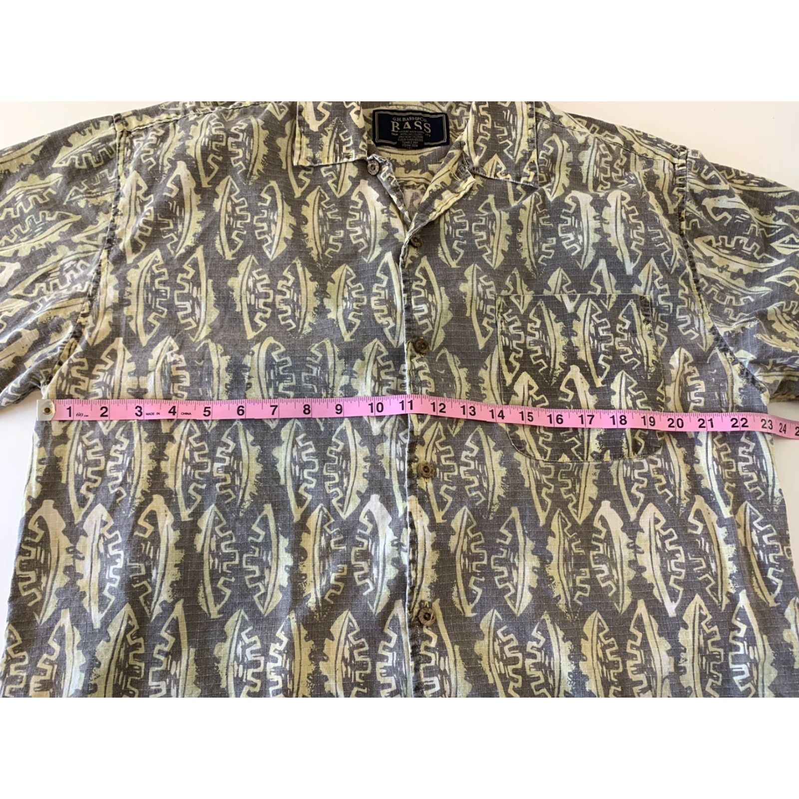 Vintage VINTAGE G.H. Bass & Co Abstract Geometric Hawaiian Shirt Tan Mens Small Brown Geometric Short Sleeve Button-Up Hawaiian 90s Mens Size US S / EU 44-46 / 1 - 3 Thumbnail