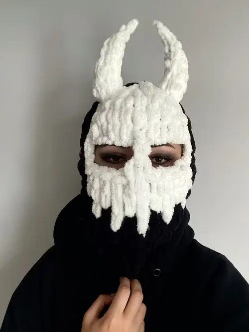 E.T. Wright Devil balaclava with horns . Scull ski mask . Knitt mask Size ONE SIZE - 3 Thumbnail