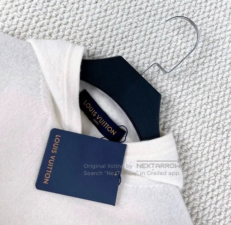 Louis Vuitton Louis Vuitton Off White Back Nameplate Logo Cashmere Hoodi Size US XS / EU 42 / 0 - 3 Thumbnail